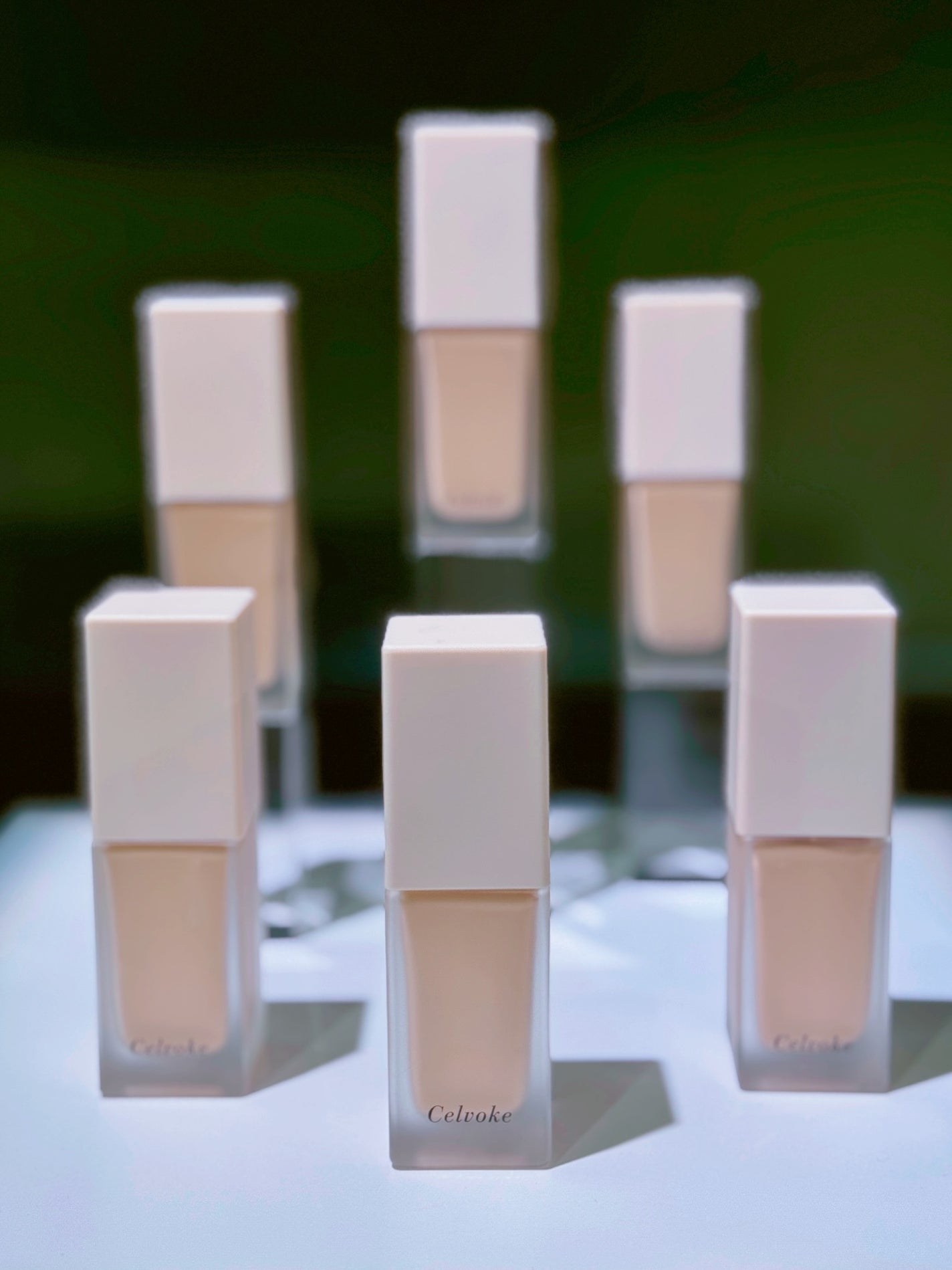 レアグロウ リキッドファンデーション/Celvoke/リキッドファンデーションを使ったクチコミ(4枚目)