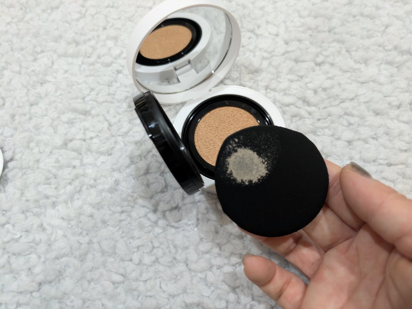 NARS ライトリフレクティング セラムクッション ファンデーション/NARS/クッションファンデーションを使ったクチコミ(3枚目)