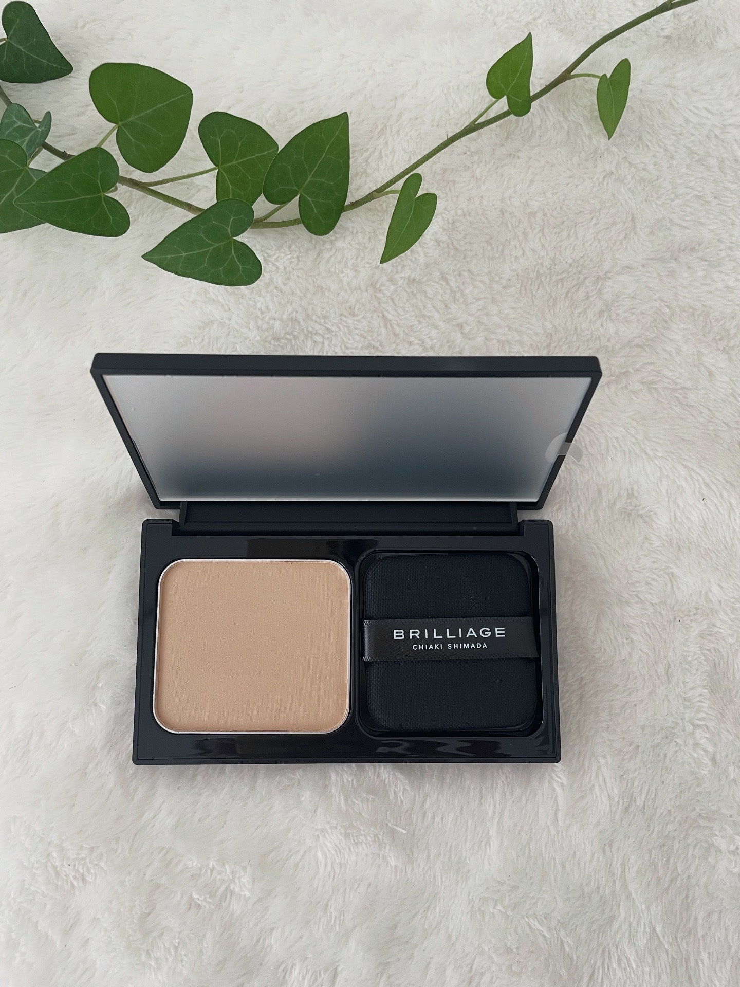 試してみた】パウダリーファンデーション レジェンダリー グロウ