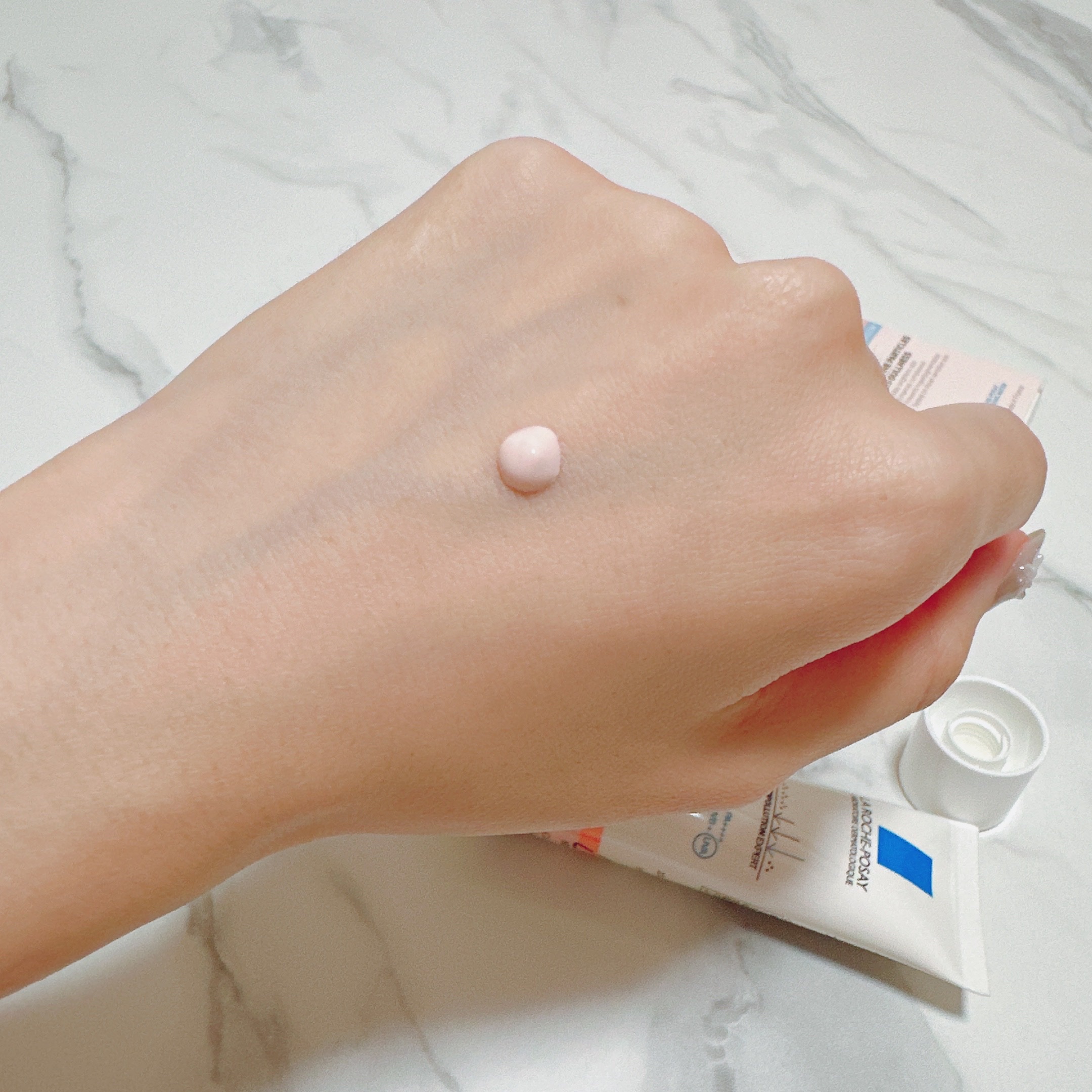 UVイデア XL プロテクショントーンアップ ローズ+/ラ ロッシュ ポゼ/日焼け止め・UVケアを使ったクチコミ（2枚目）