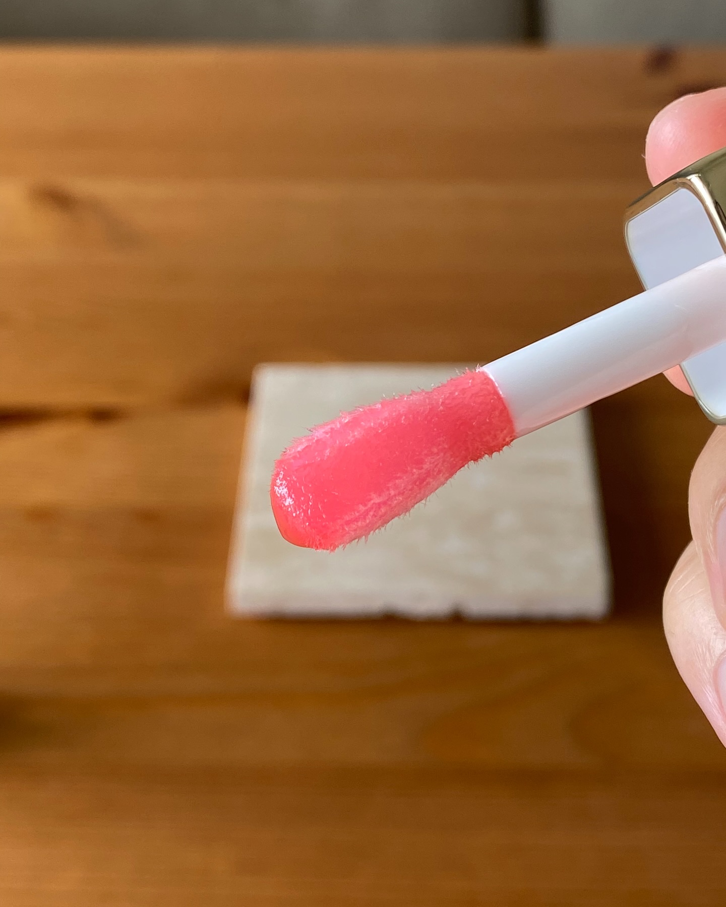 キスキス ビー グロウ オイル/GUERLAIN/リップグロスを使ったクチコミ（2枚目）