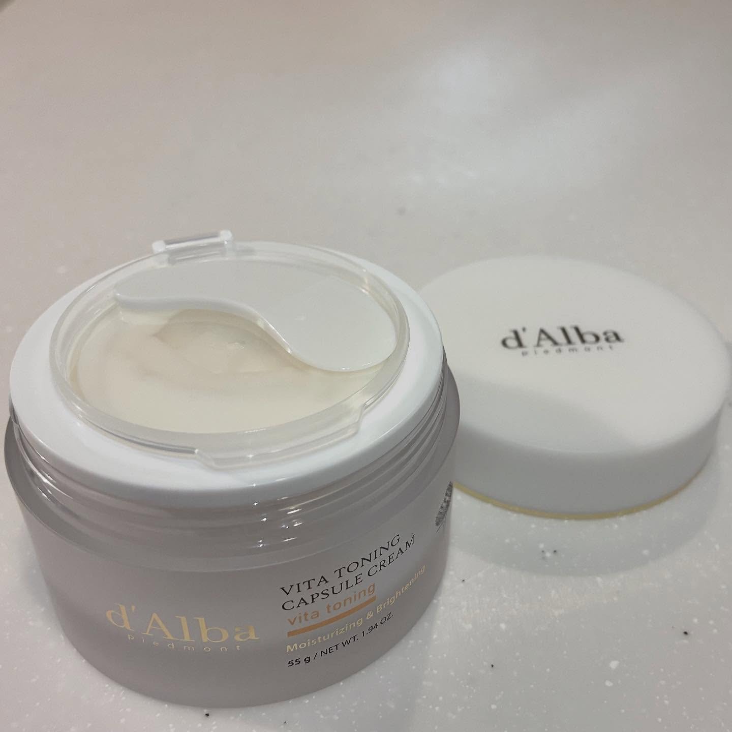 ビタトーニングカプセルクリーム/ダルバ/フェイスクリームを使ったクチコミ（3枚目）