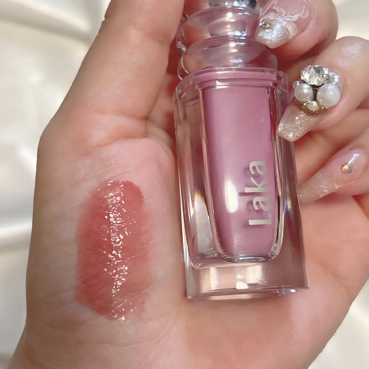 ラカ　マキシグレイヤーティント ＃609　クラッシー/Laka/リップティントを使ったクチコミ（2枚目）