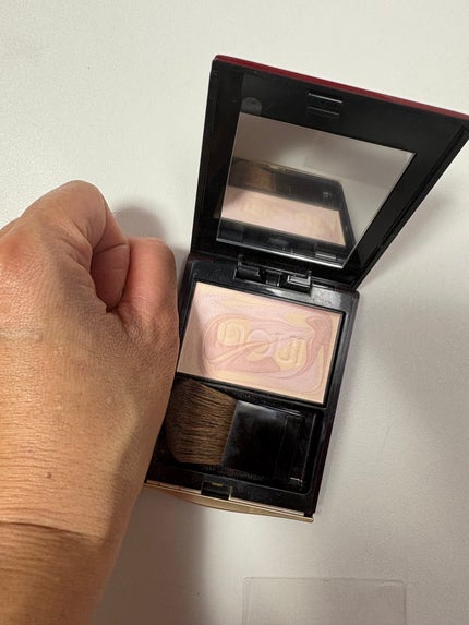 INOUI インウイ プレストパウダーのクチコミ「inouiから商品提供を頂きました。
デザインも可愛いし厚塗り感もでないしとっても気に入って.....」(1枚目)