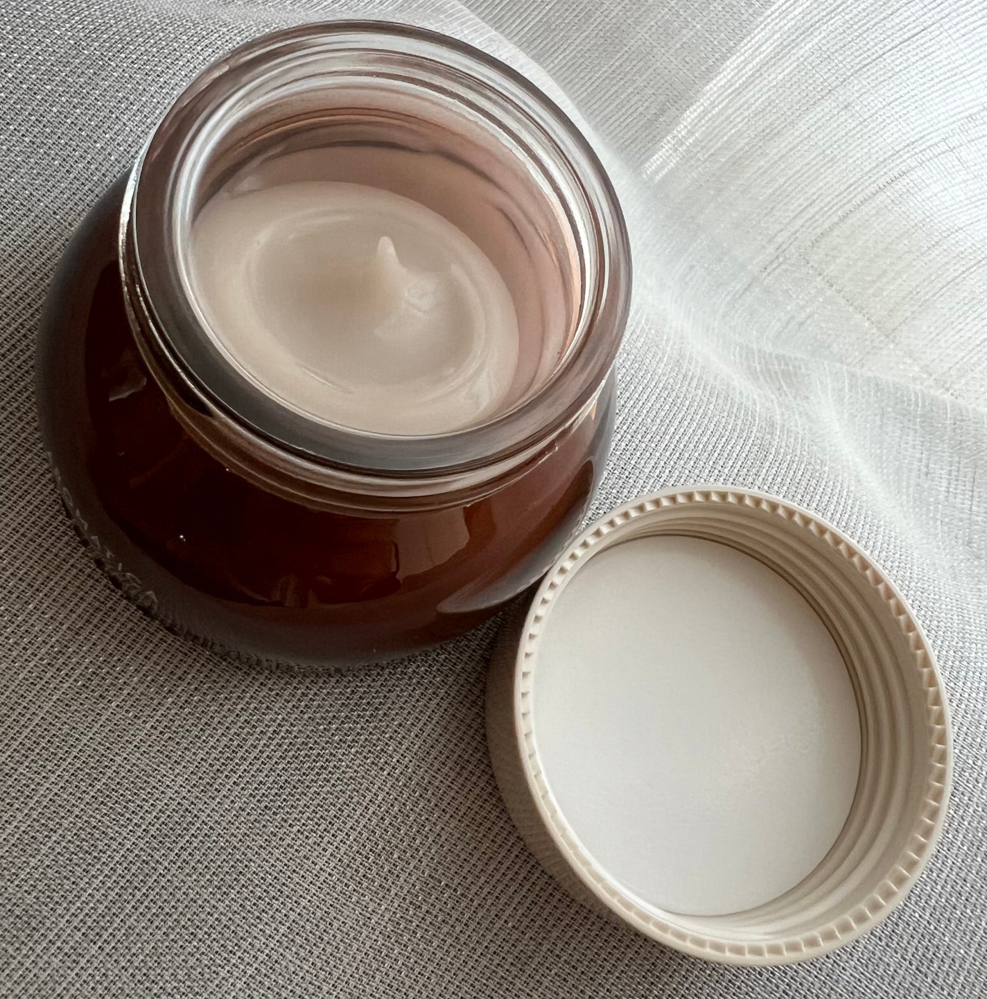 バイタライジングローズマリーファーミングクリーム/AROMATICA/フェイスクリームを使ったクチコミ(2枚目)