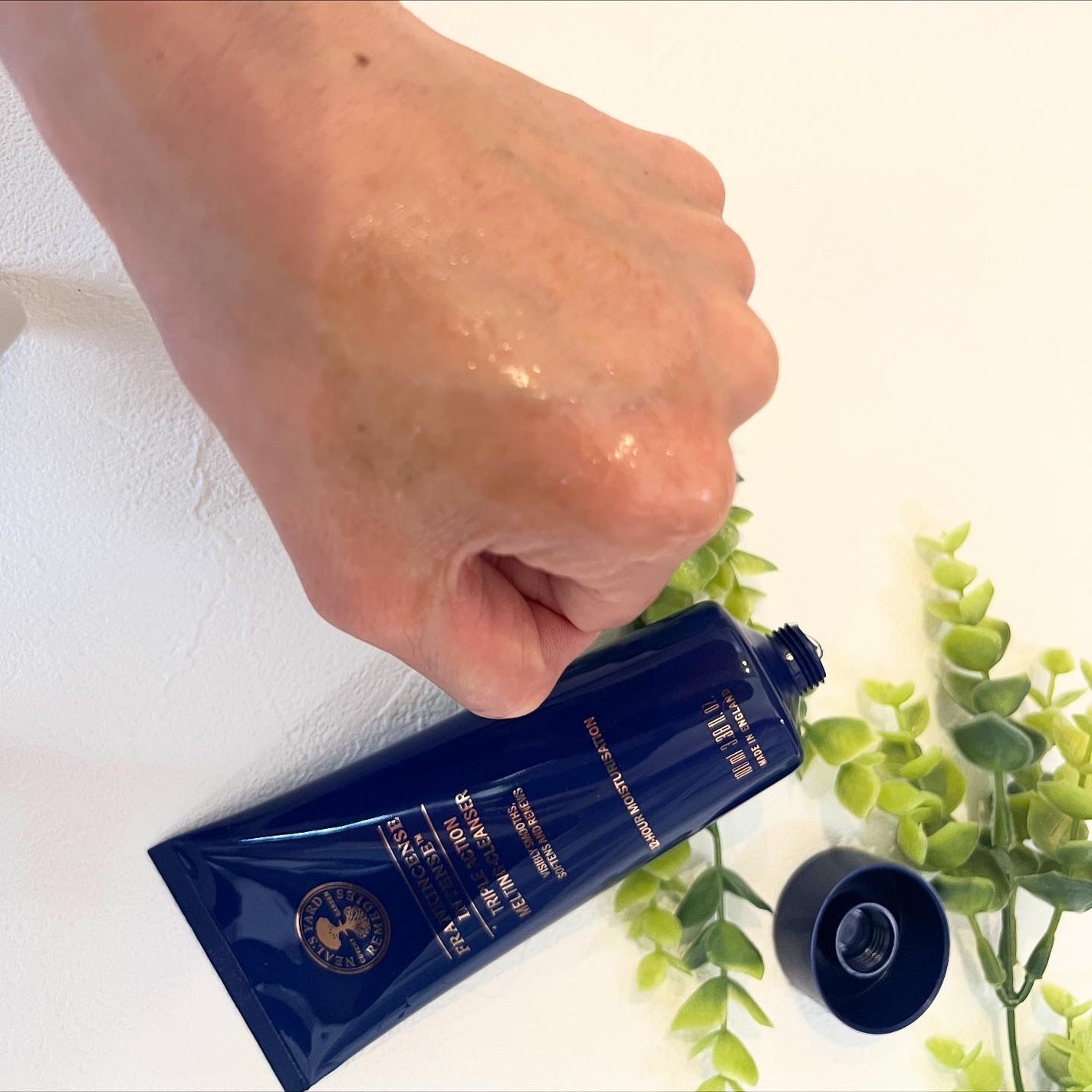 フランキンセンス インテンス トリプルアクション メルティングクレンザー/ニールズヤード レメディーズ/オイルクレンジングを使ったクチコミ(5枚目)