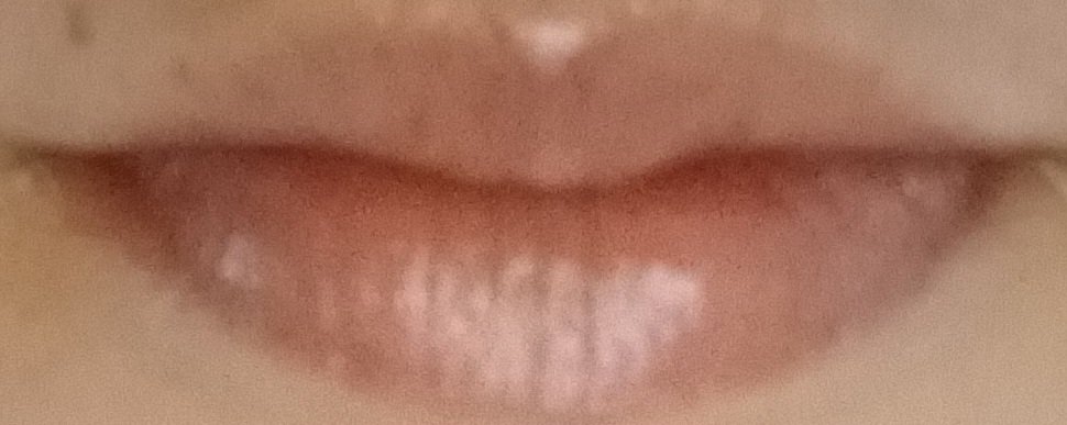 花潤参養リップバーム/花西子/リップバームを使ったクチコミ（2枚目）