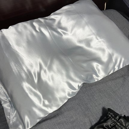 シルク枕カバー/Utukky/ヘアケアグッズを使ったクチコミ(1枚目)