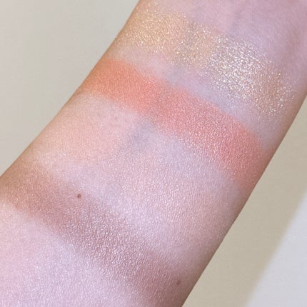 牡丹鏤月浮雕 百鳥朝鳳/花西子/アイシャドウパレットを使ったクチコミ(10枚目)