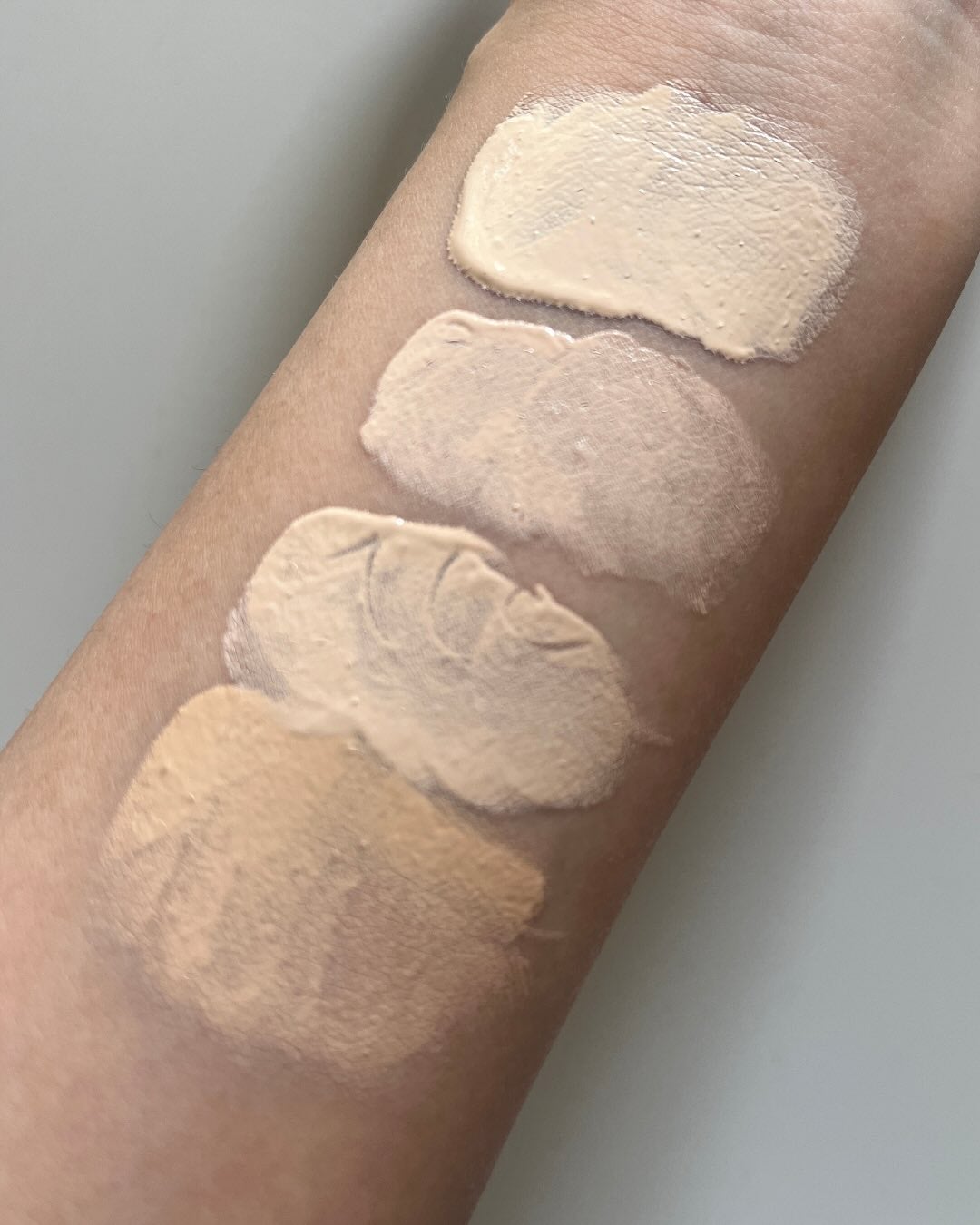 ロングウェアリング ファンデーション ミニ/2aN/リキッドファンデーションを使ったクチコミ(6枚目)