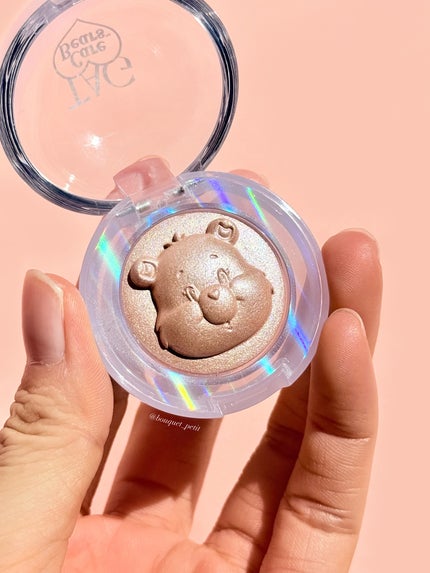 Starlit Beam Lighter/TAG/パウダーハイライトを使ったクチコミ(4枚目)