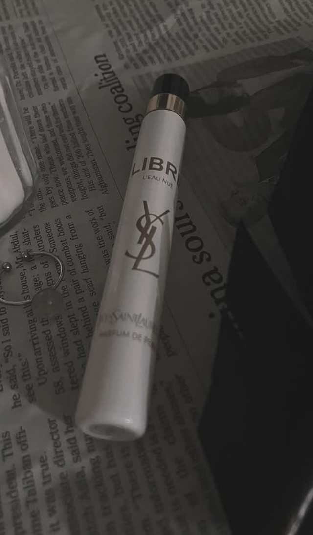 リブレ ロー ニュ​ 10mL/YVES SAINT LAURENT BEAUTE/香水(レディース)を使ったクチコミ（1枚目）