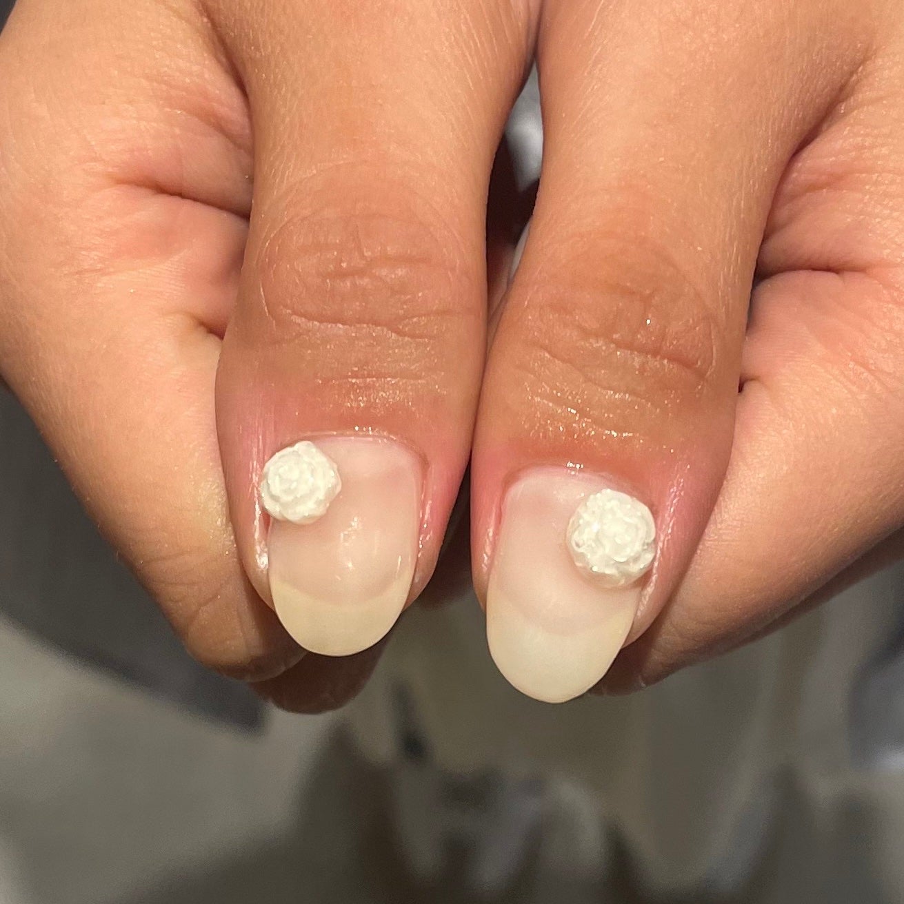 𐔌՞ . .՞ 𐦯 on LIPS 「🌹いいね、保存嬉しいです🎶#ネイル#ジェルネイル#垢抜け#ネイ..」(1枚目)