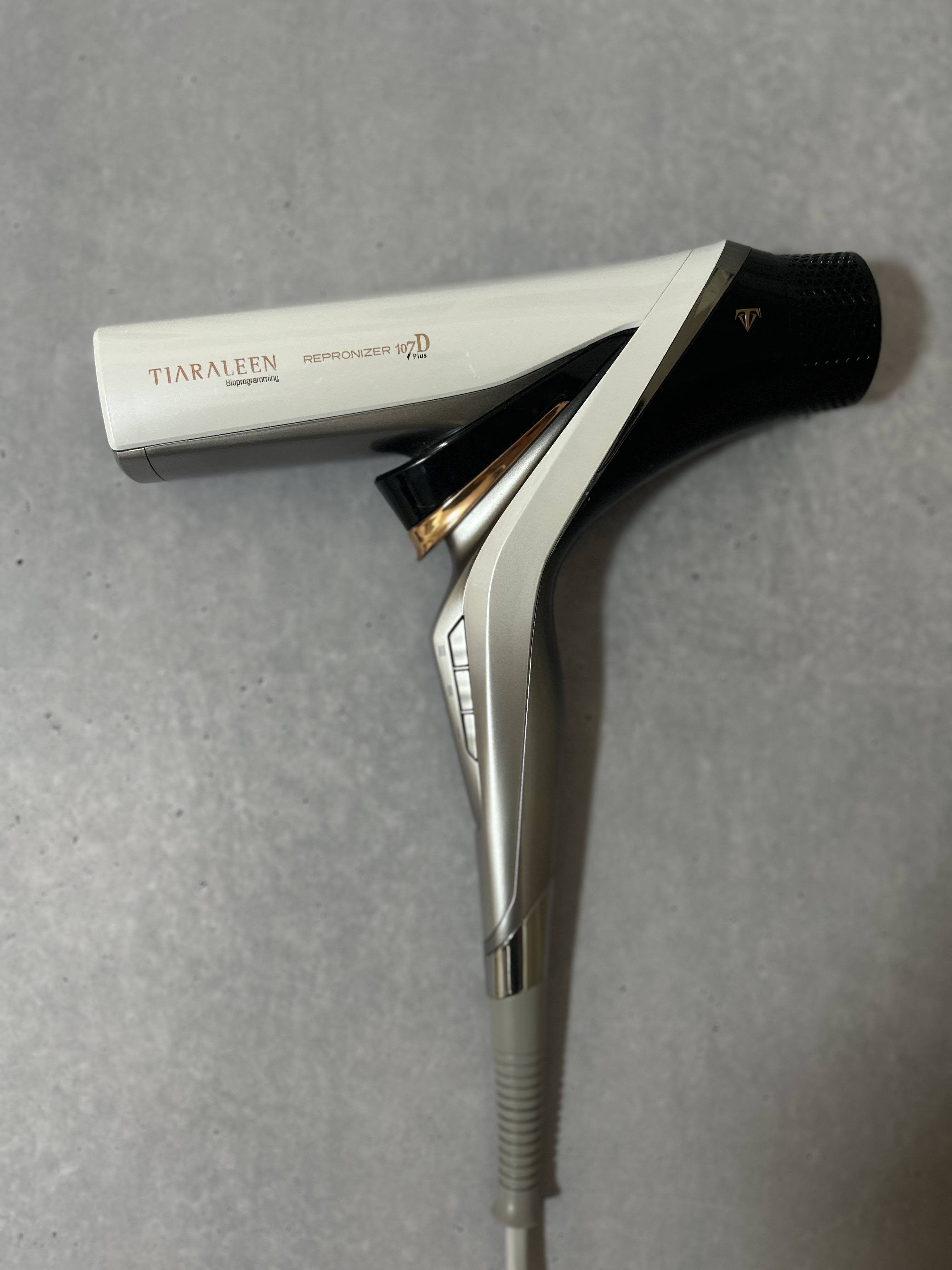 レプロナイザー　107D Plus/LUMIELINA/ドライヤーを使ったクチコミ（1枚目）