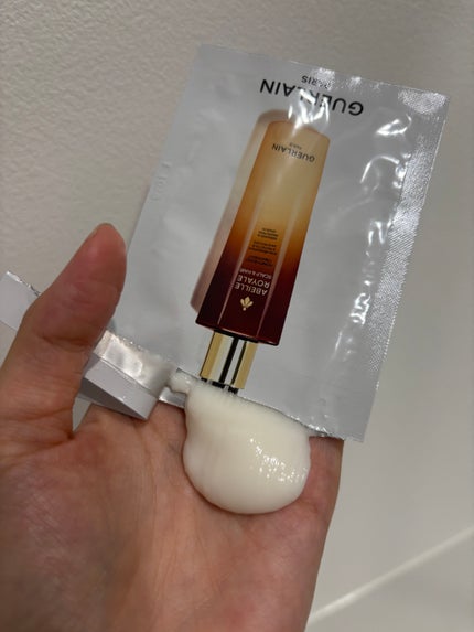 アベイユ ロイヤル スカルプ&ヘア H ボンド トリートメント/GUERLAIN/アウトバストリートメントを使ったクチコミ(3枚目)