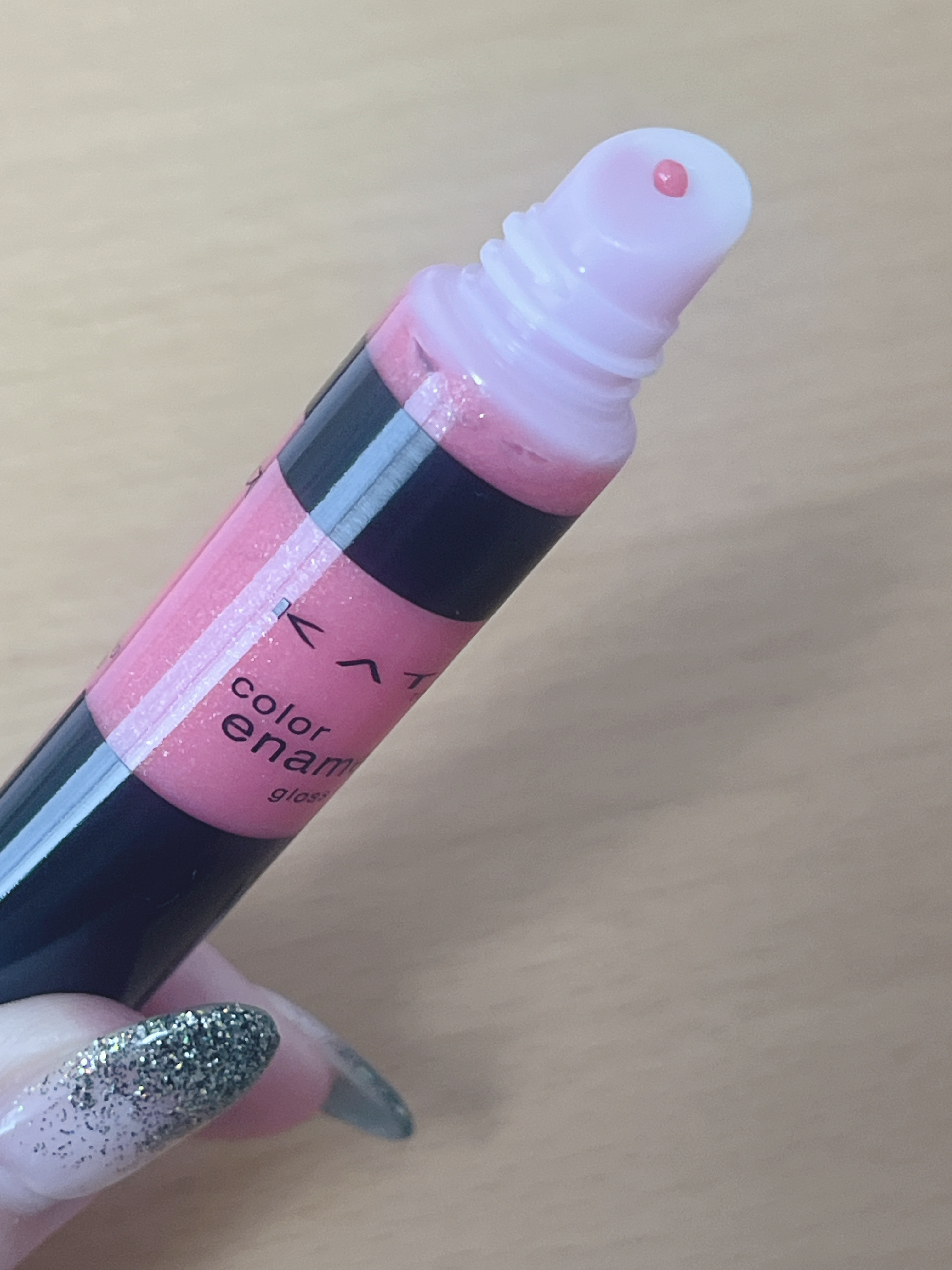 カラーエナメルグロス/KATE/リップグロスを使ったクチコミ（2枚目）