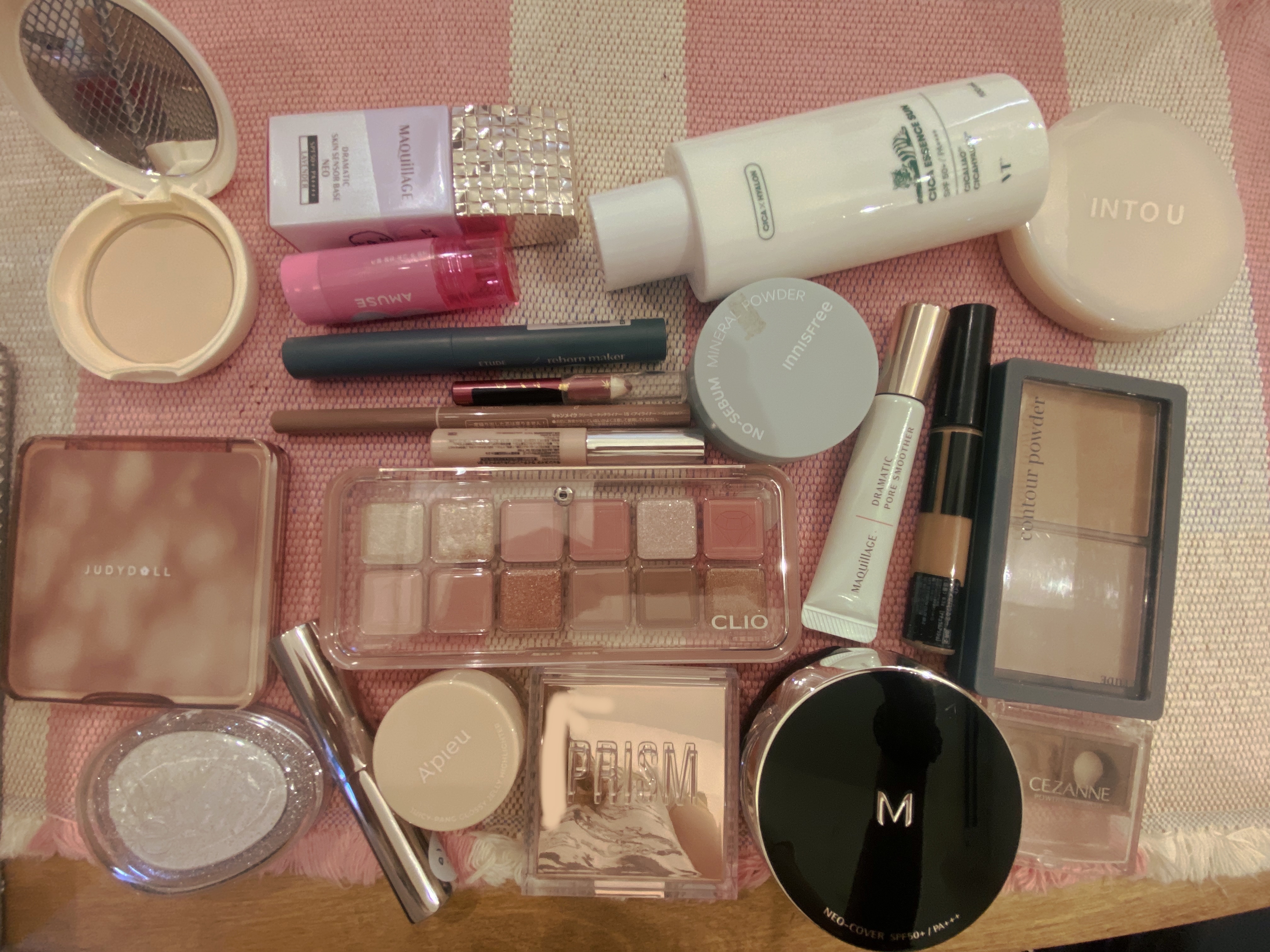 マルチファンクショナルハイライトパレット/INTO U/ハイライトを使ったクチコミ（1枚目）