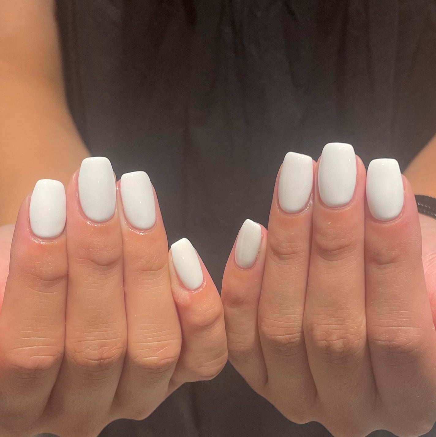 𐔌՞ . .՞ 𐦯 on LIPS 「🤍いいね、保存嬉しいです🎶#ネイル#ジェルネイル#垢抜け#ネ..」(1枚目)