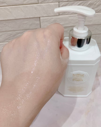 パフュームボディローション リリィムスクホワイトティー/TEABLESS/ボディローションを使ったクチコミ(3枚目)