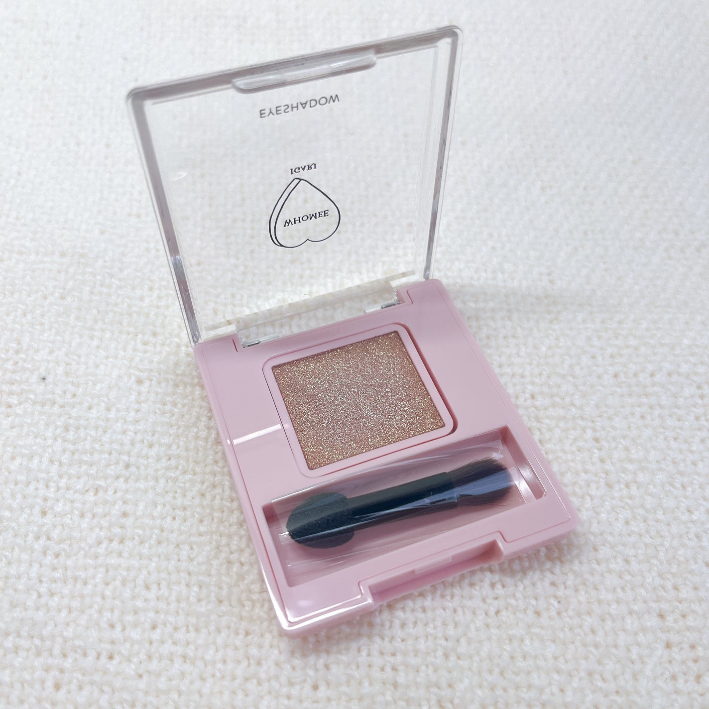 フーミー シングルラメシャドウ/WHOMEE/単色アイシャドウを使ったクチコミ(2枚目)