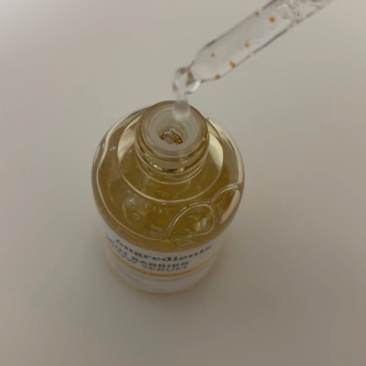 rin on LIPS 「オングリディエンツから新作のセラム、スキンバリアグローセラムが..」(2枚目)