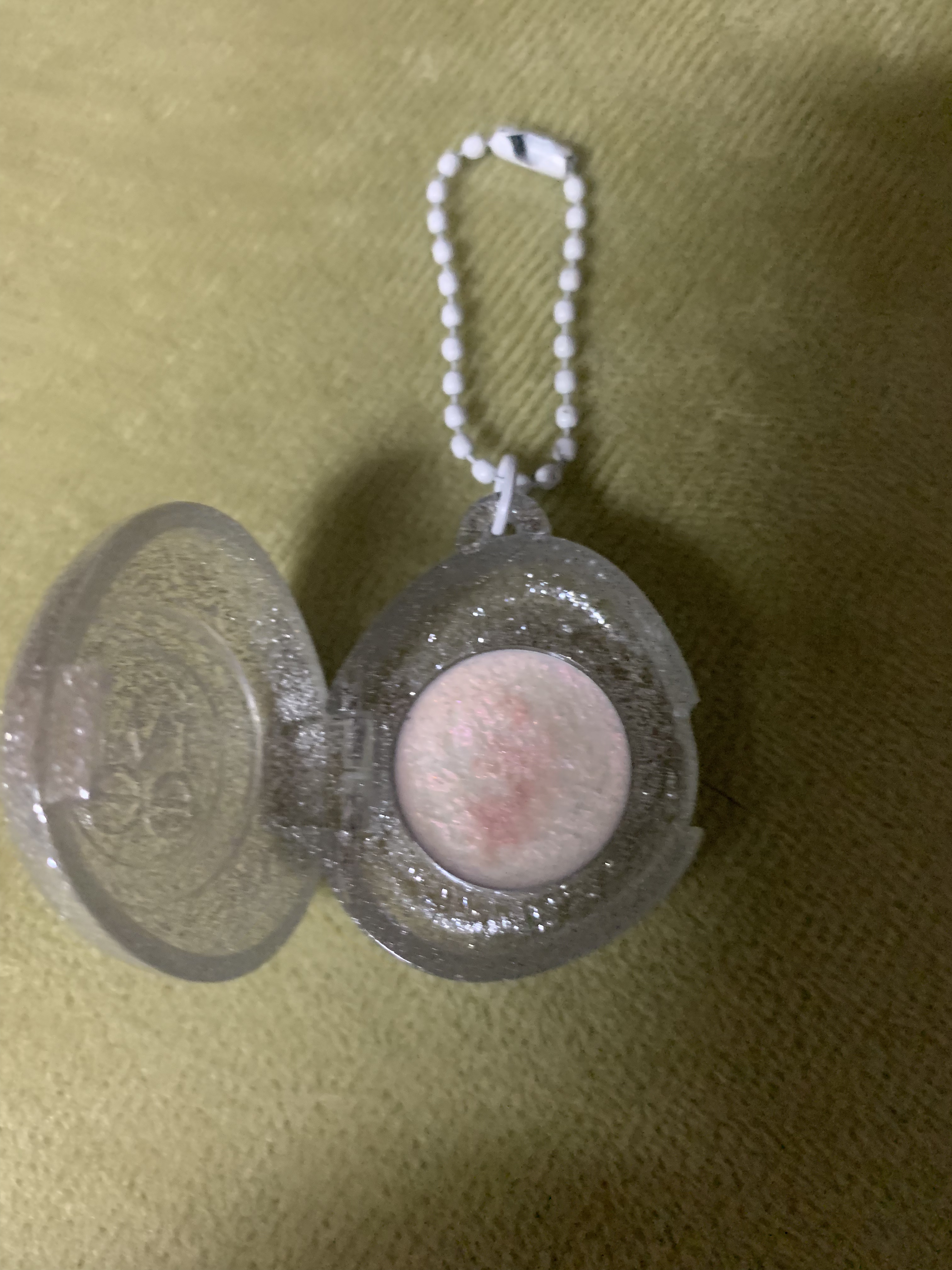 fwee グリッツストーングリッターミニのクチコミ「✼••┈┈••✼••┈┈••✼••┈┈••✼••┈┈••✼
fwee
グリッツストーングリッタ.....」（2枚目）