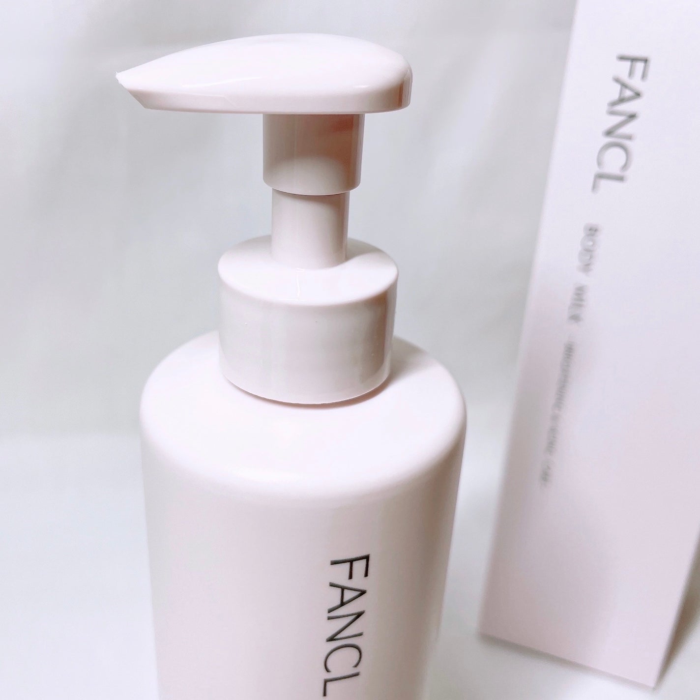 ボディミルク ブライトニング&エイジングケア<医薬部外品>/ファンケル/ボディミルクを使ったクチコミ(4枚目)