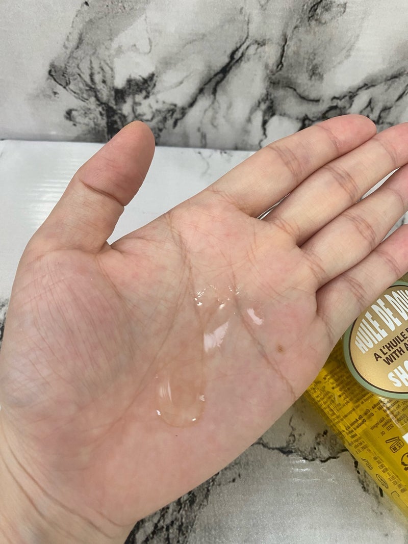 アーモンド モイスチャライジングシャワーオイル/L'OCCITANE/ボディソープを使ったクチコミ(2枚目)