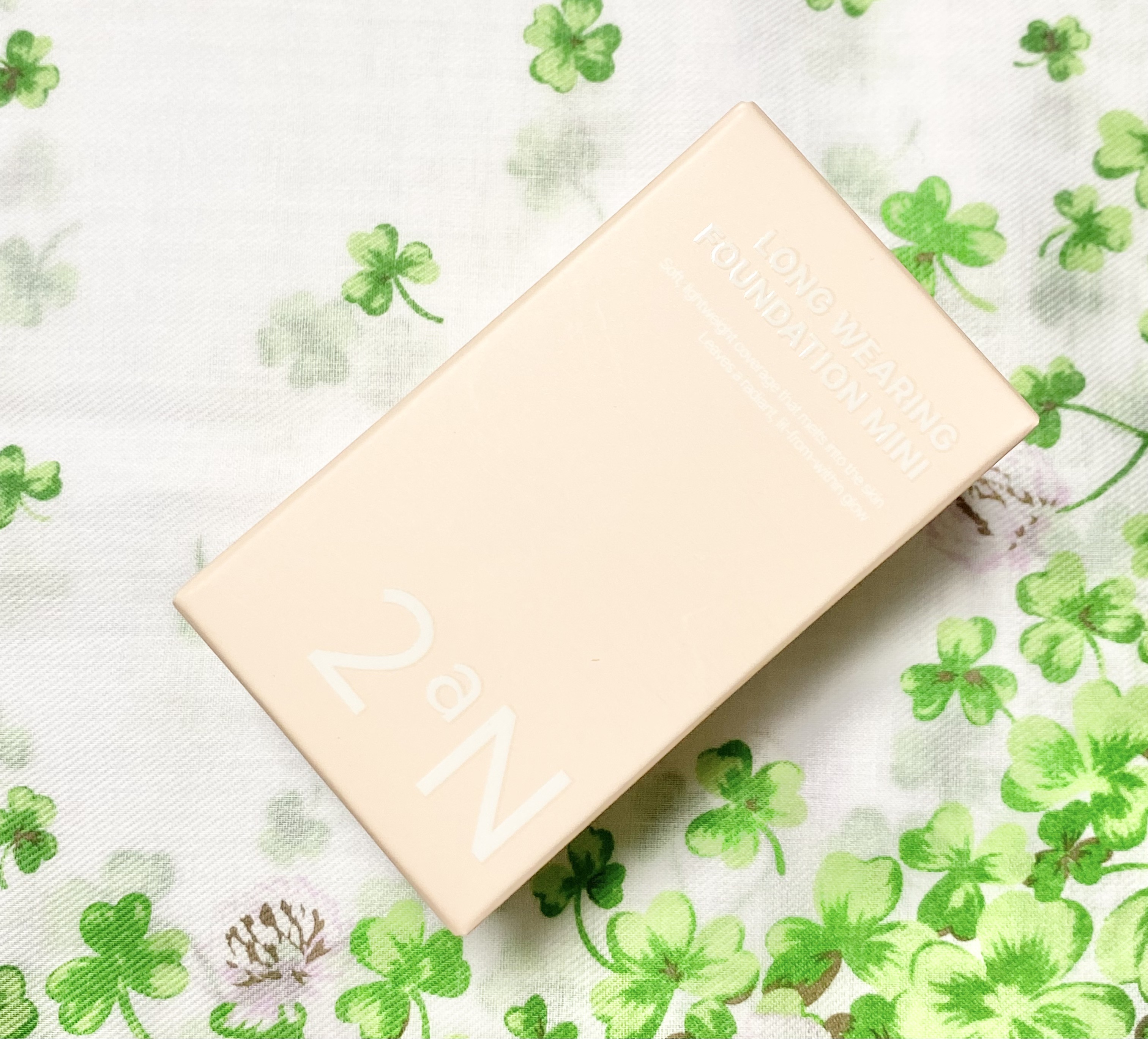 ロングウェアリング ファンデーション ミニ/2aN/リキッドファンデーションを使ったクチコミ（1枚目）