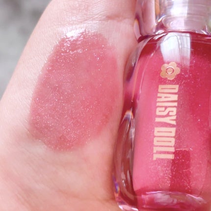 ジュエリー シロップ グロス 04 ルビーベリー/DAISY DOLL by MARY QUANT/リップグロスを使ったクチコミ(2枚目)