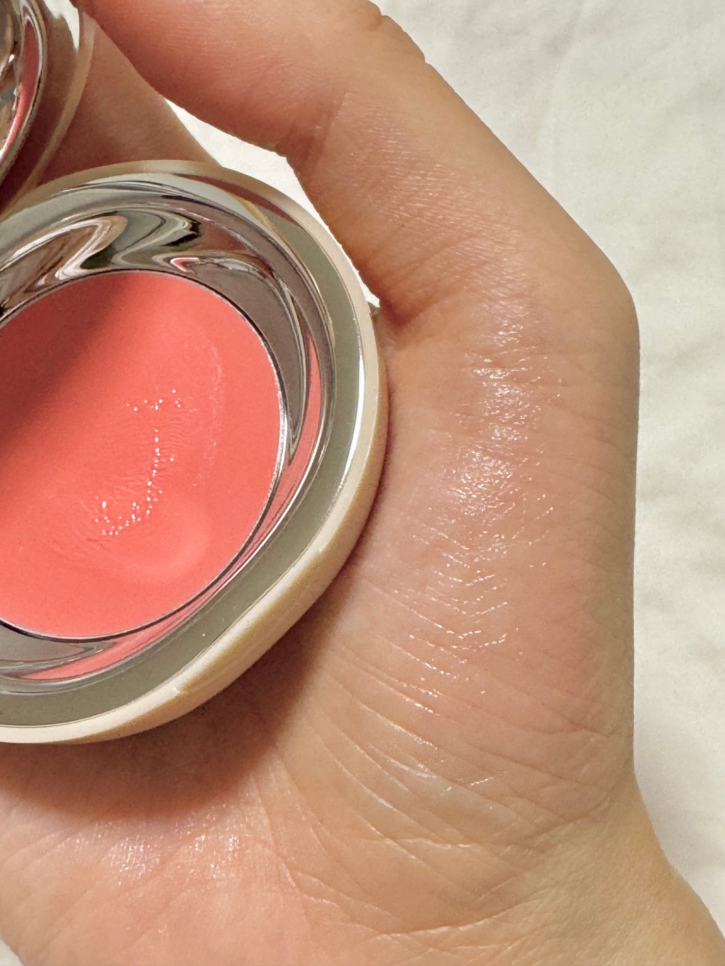 SATIN DOHWA BALM/Tooq/ジェル・クリームチークを使ったクチコミ(3枚目)