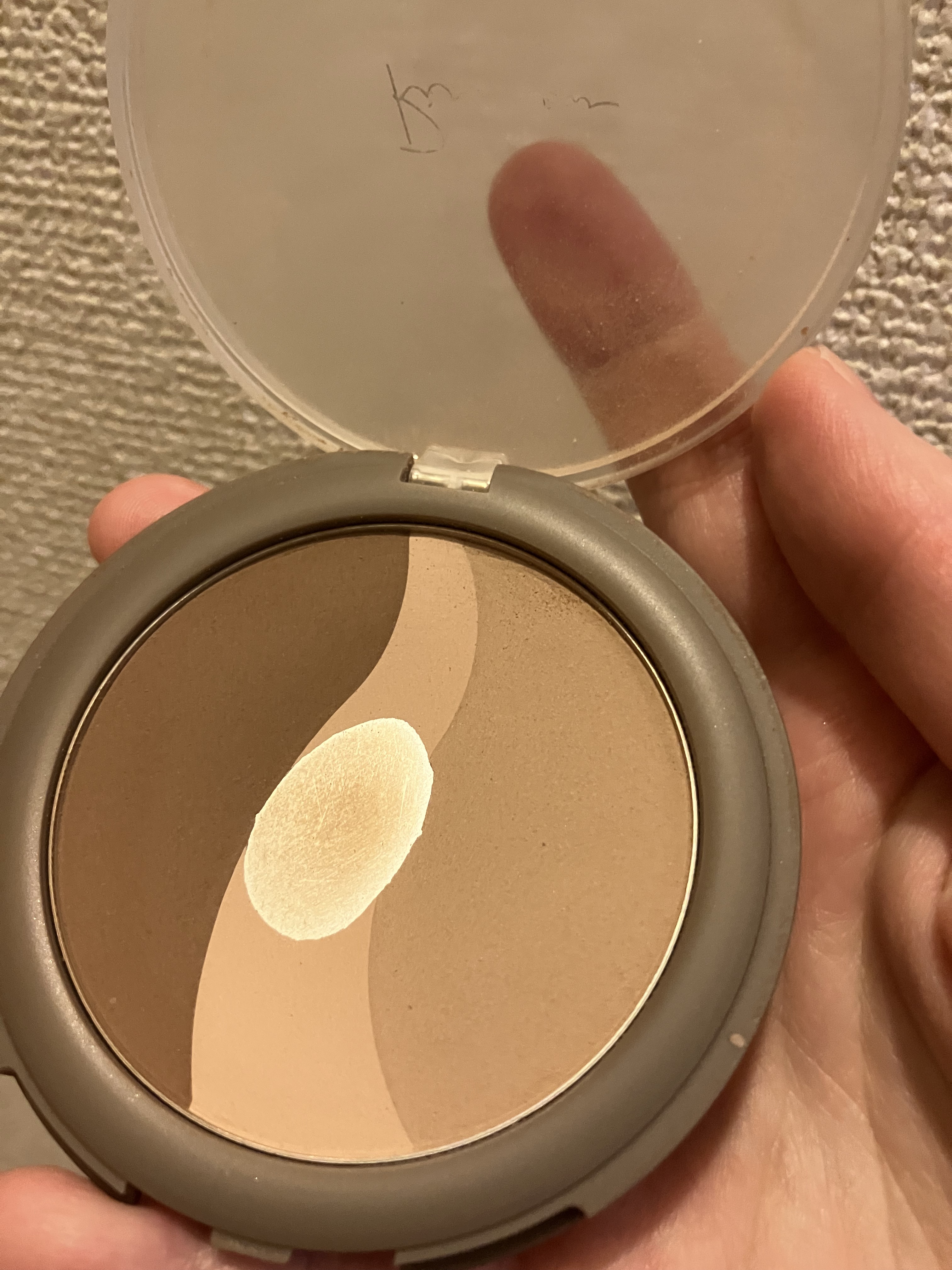 シアーマットシェーディング 02 ベージュトーン/Ririmew/シェーディングを使ったクチコミ（1枚目）