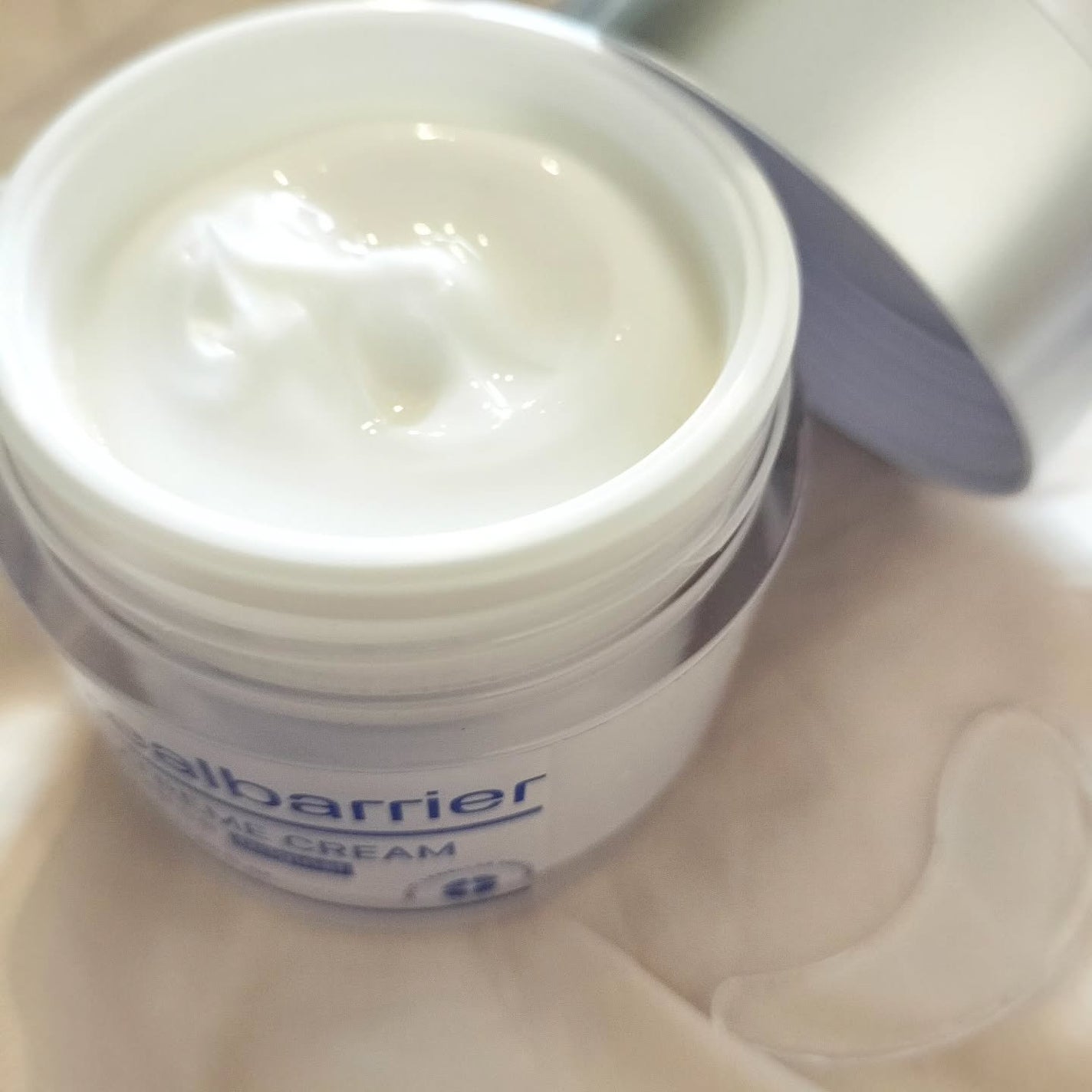 リアルバリア エクストリームクリーム オリジナル/Real Barrier/フェイスクリームを使ったクチコミ(2枚目)