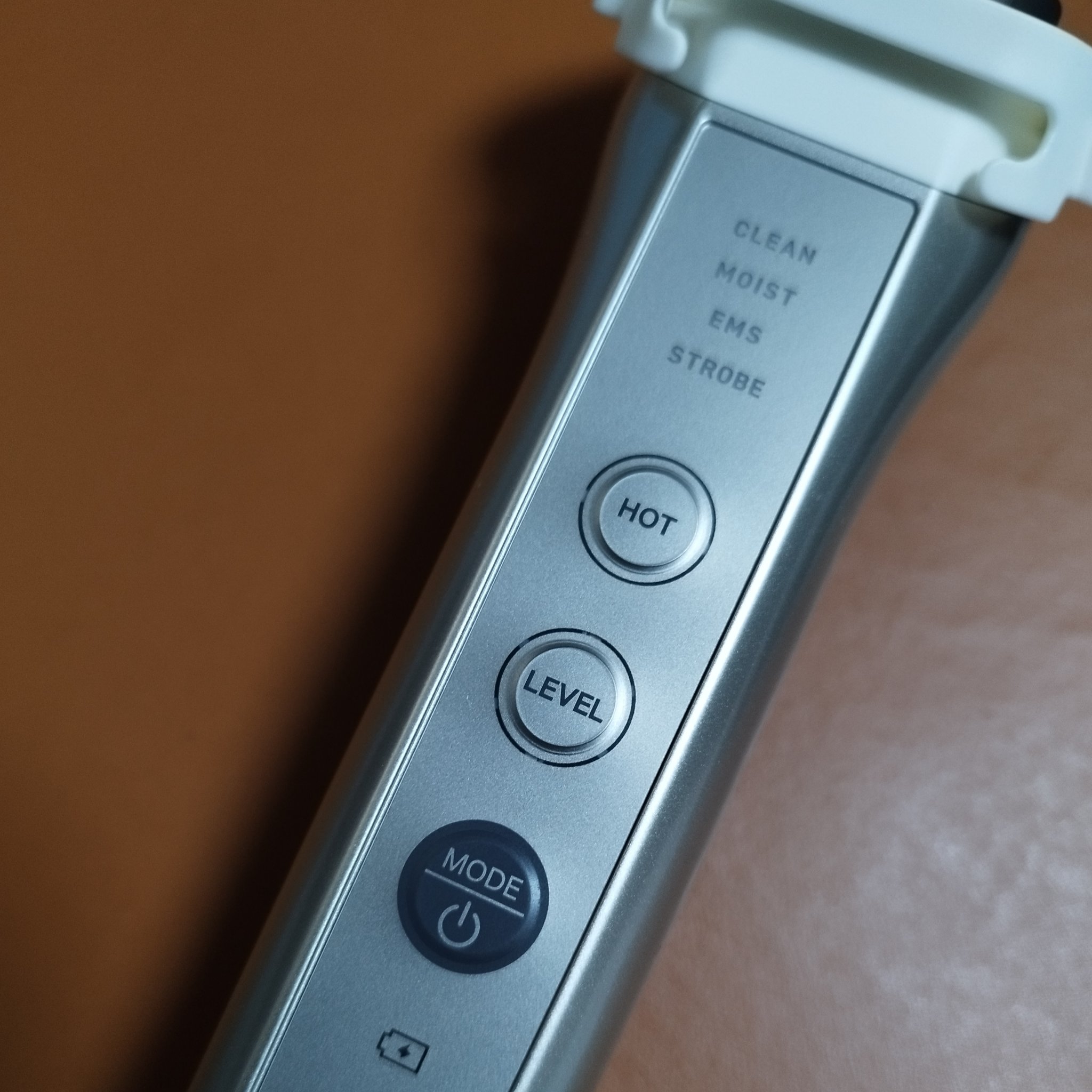 ナリス ルミエ/ナリス化粧品/美顔器・マッサージを使ったクチコミ（3枚目）