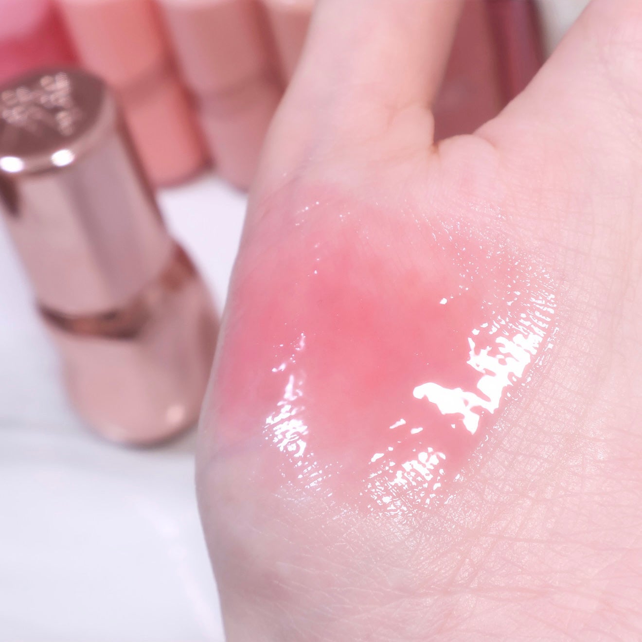 フィー 3Dボリューミンググロス/fwee/リップグロスを使ったクチコミ(1枚目)