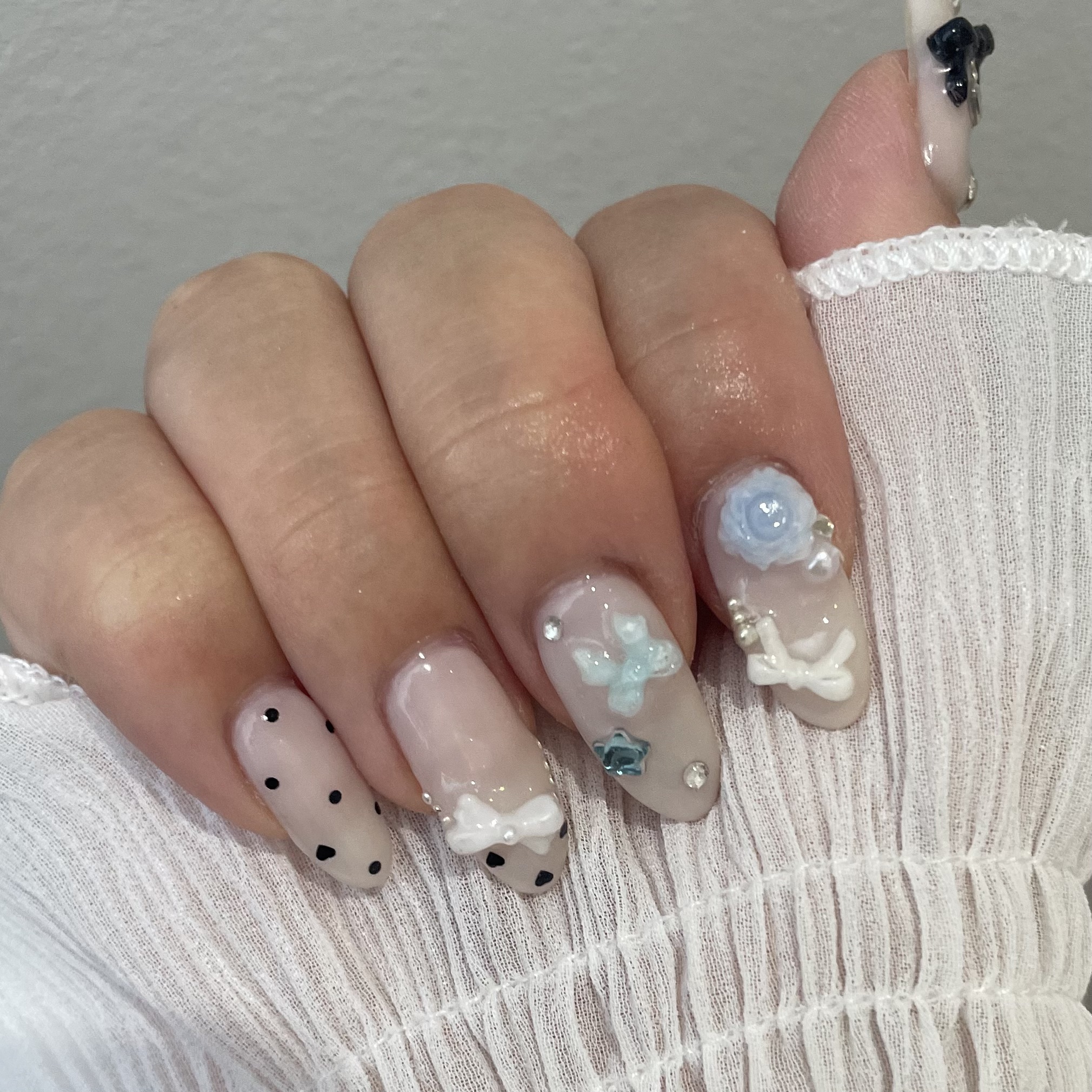 #ネイル,#ジェルネイル,#キラキラネイル,#簡単ネイル,#夏ネイル,#秋ネイル,#冬ネイル,#大人ネイル,#大人ネイル,#韓国ネイル,#フットネイルのネイルデザイン