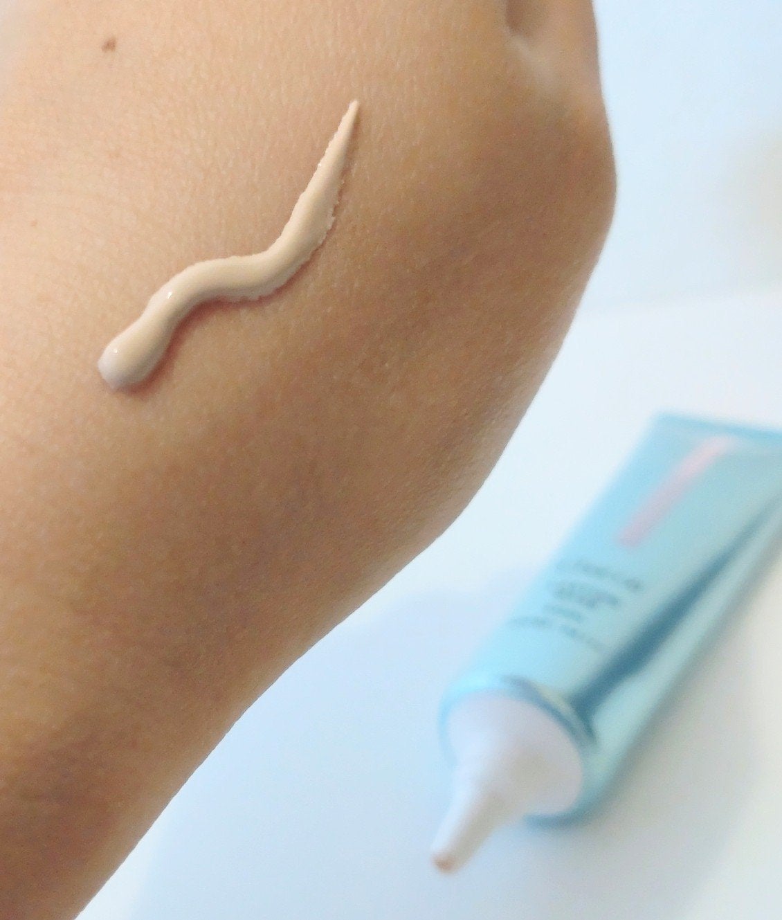 ラスティングベース クール/チャコット・コスメティクス/化粧下地を使ったクチコミ(3枚目)