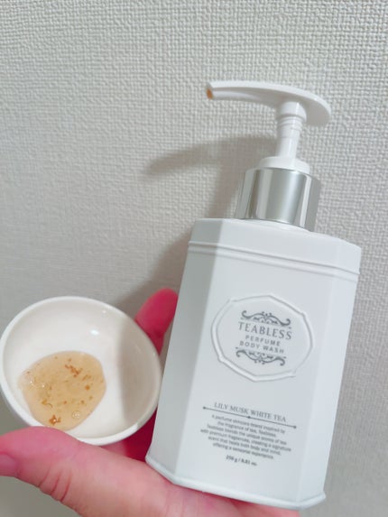 パフュームボディウォッシュ リリームスクホワイトティー/TEABLESS/ボディソープを使ったクチコミ(2枚目)