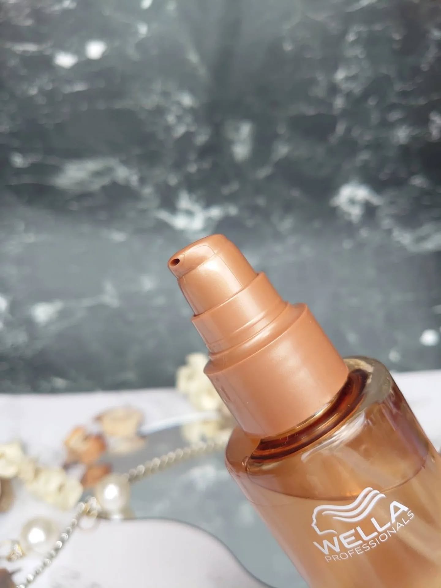 アルタイム スムース ミラクルオイルセラム/ウエラ/ヘアオイルを使ったクチコミ（2枚目）