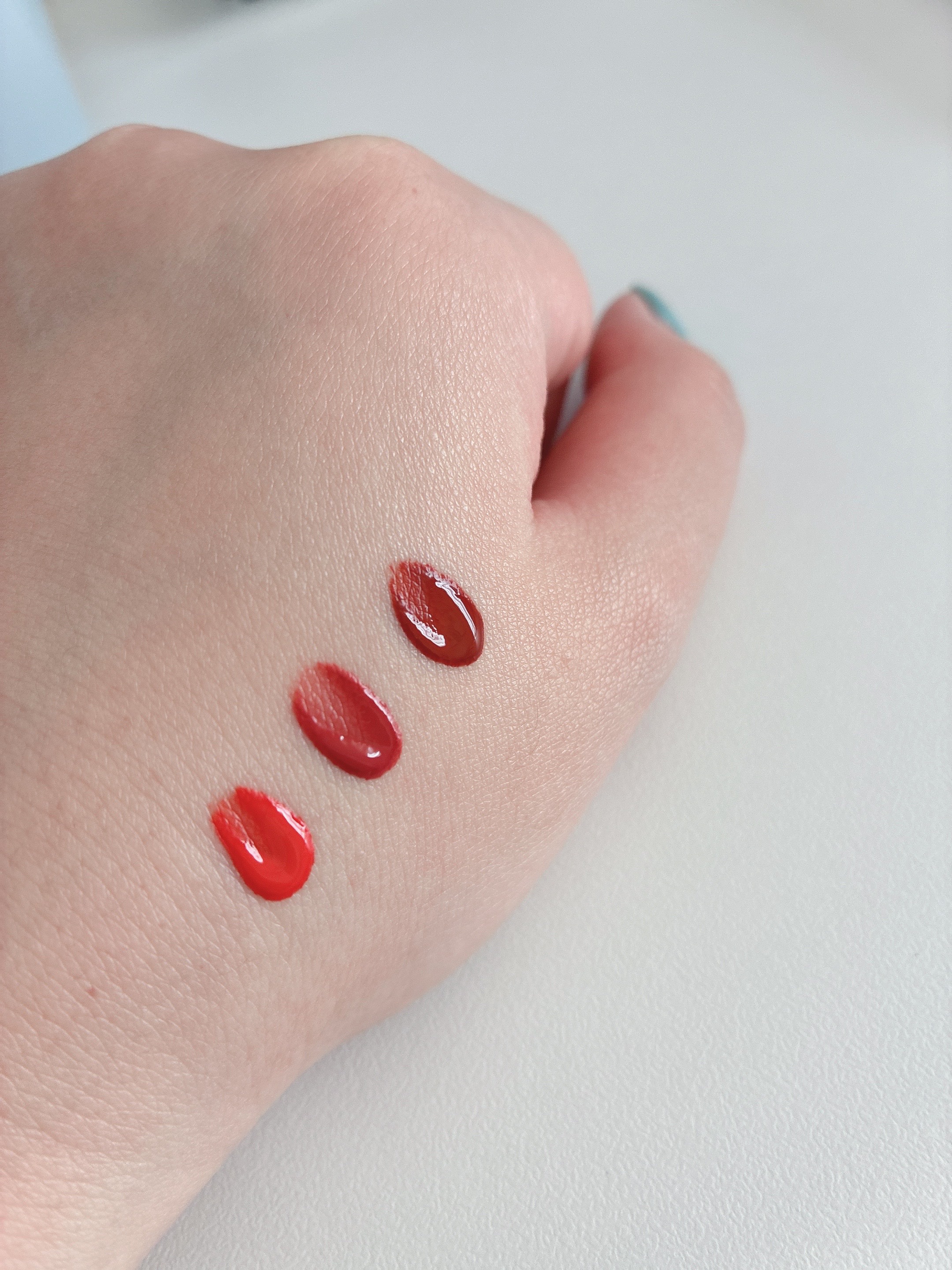 ヴィーガンスーパー ウェーブ ティント/VEGAN SUPER/リップティントを使ったクチコミ（2枚目）