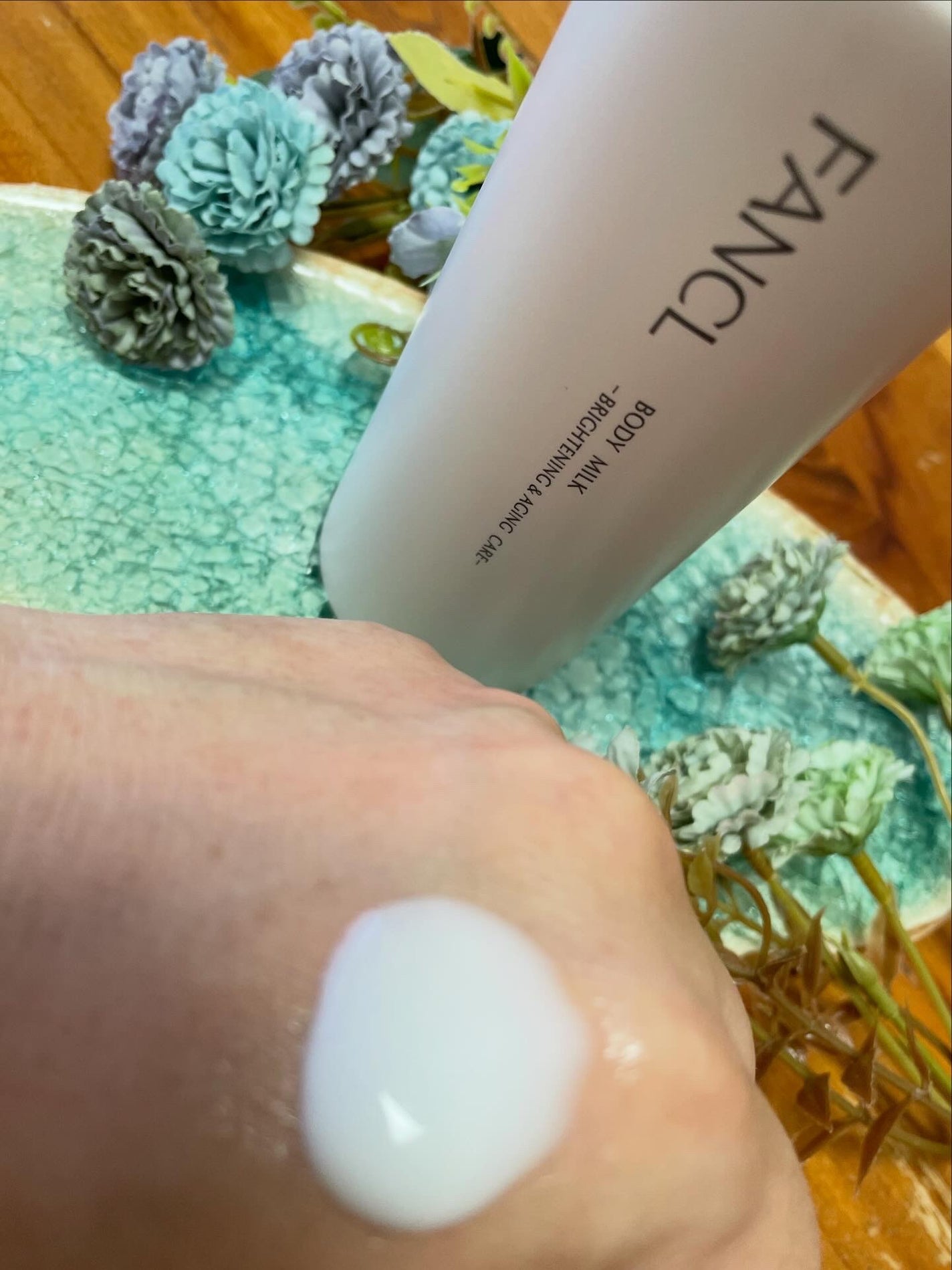 もふ on LIPS 「#PR#ファンケル商品名:ボディミルクブライトニング&エイジン..」(3枚目)