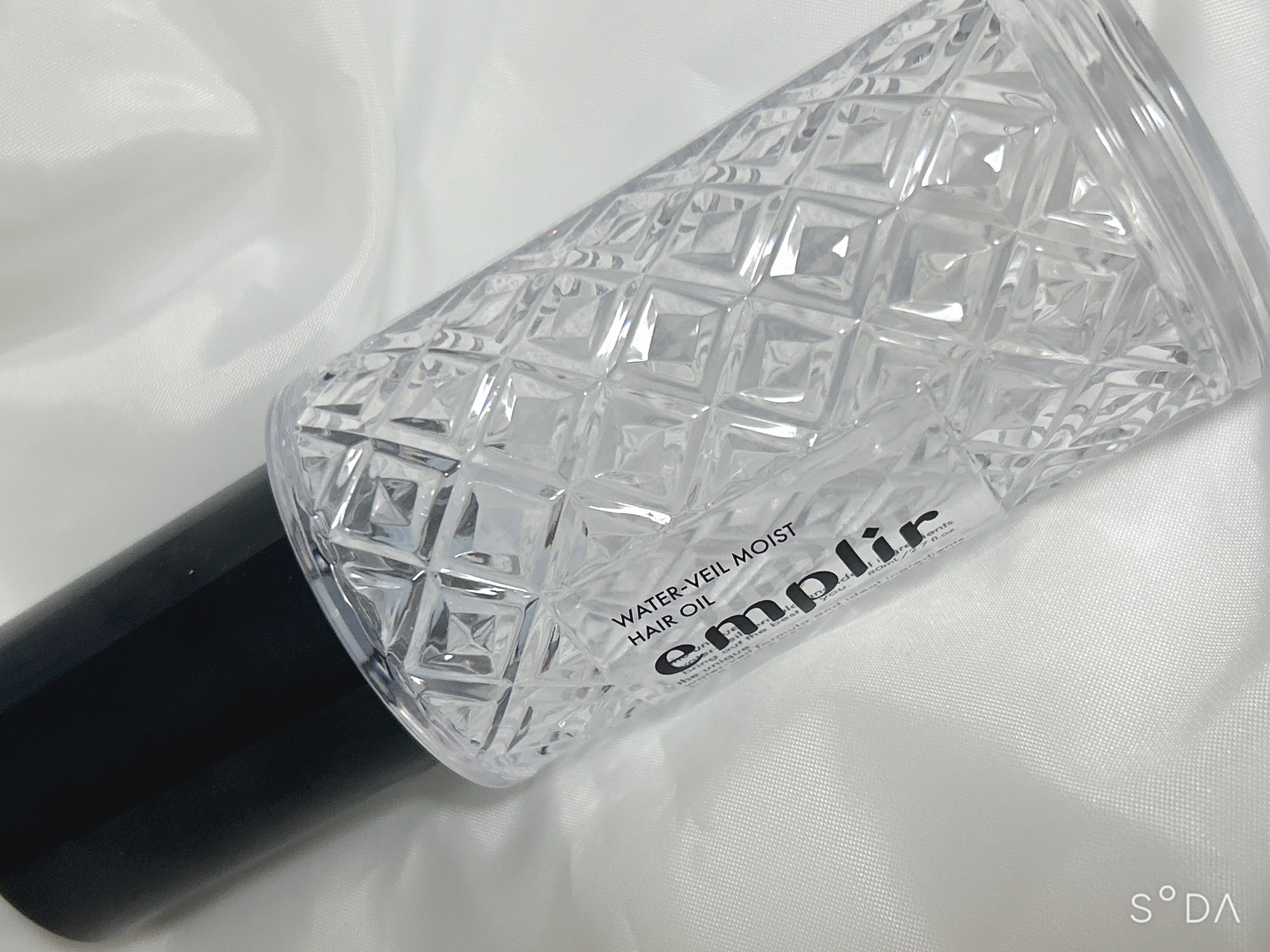 ウォーターベール　モイストヘアオイル/emplir/ヘアオイルを使ったクチコミ（2枚目）