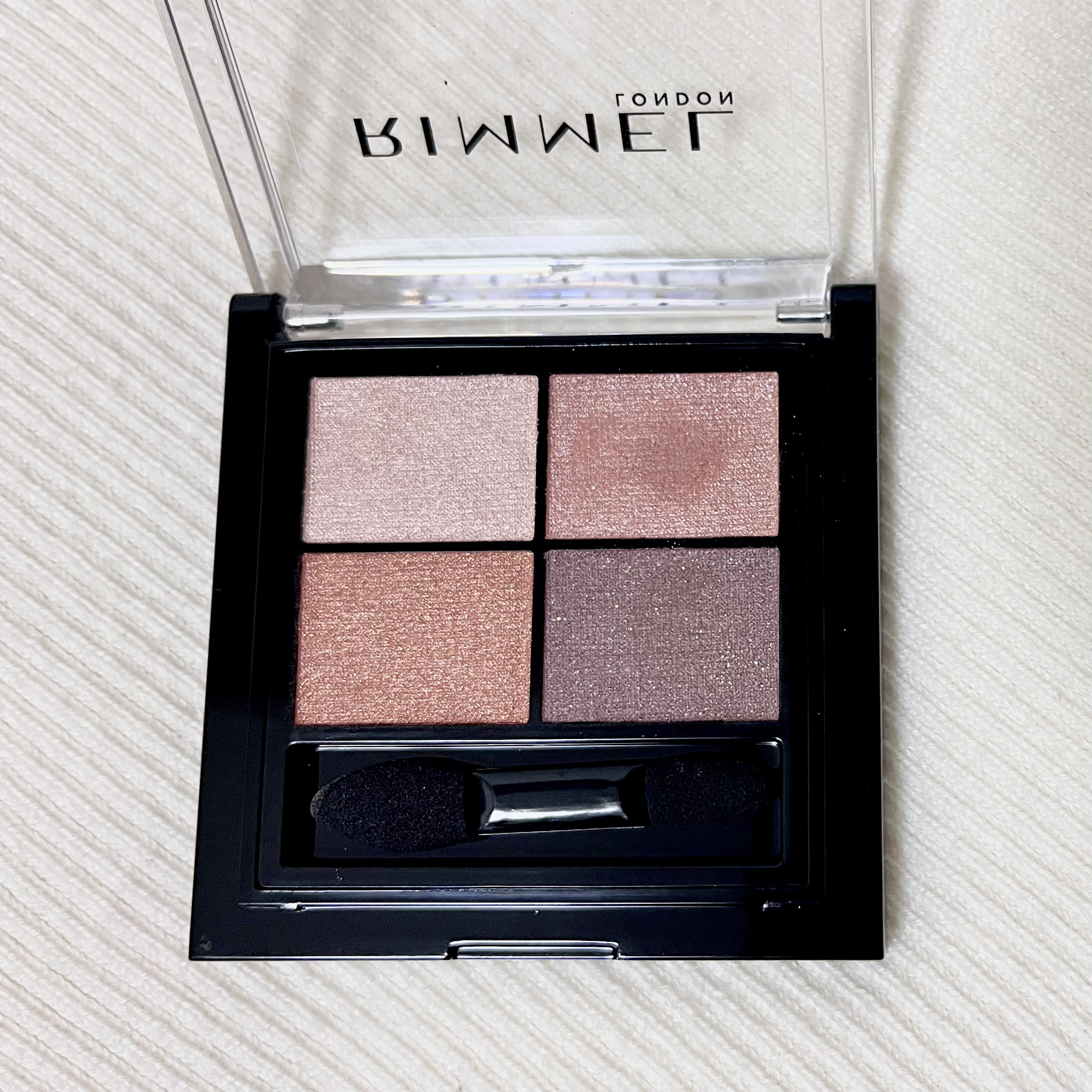 ワンダー エバー アイシャドウ/リンメル ロンドン/アイシャドウパレットを使ったクチコミ（2枚目）