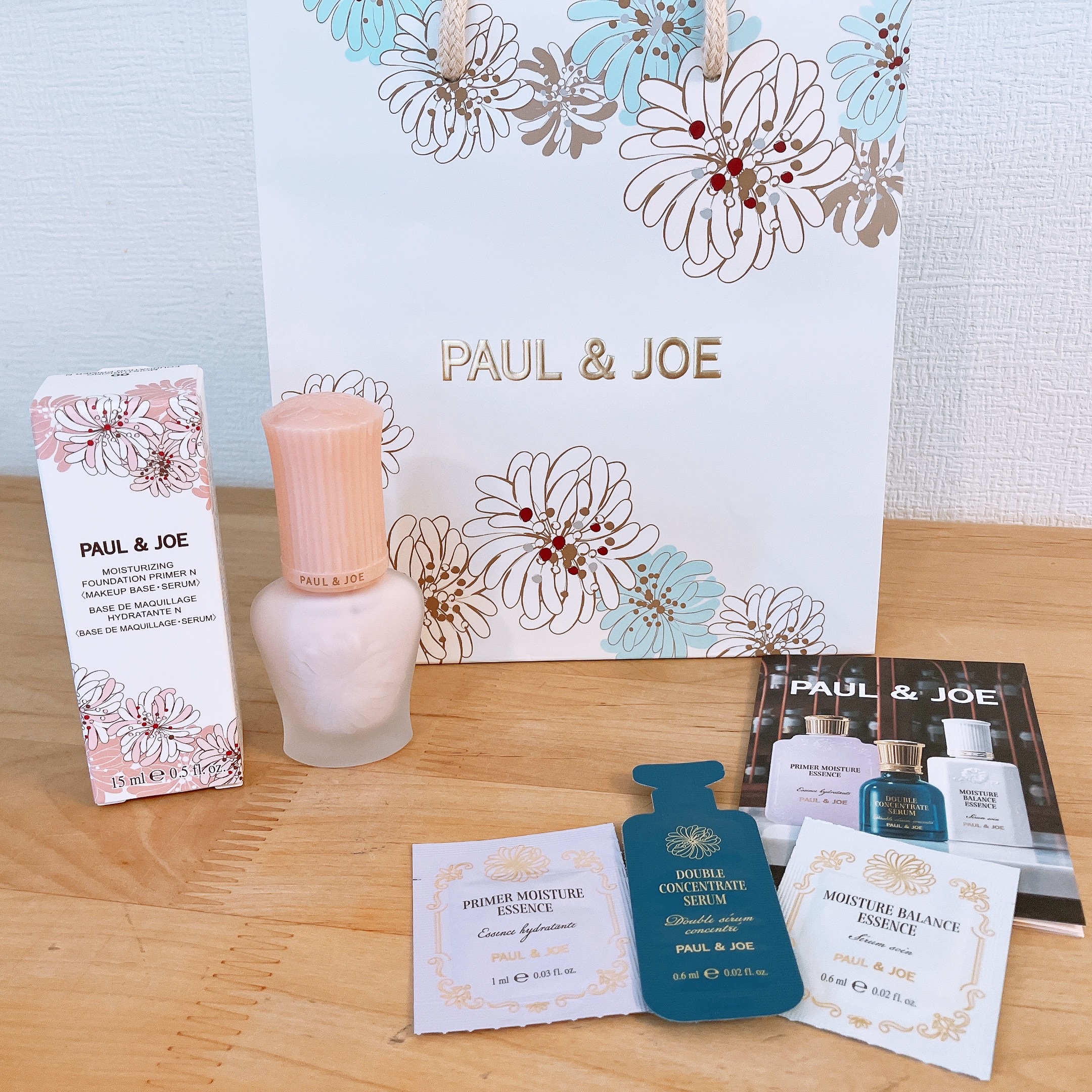 モイスチュアライジング プライマー/PAUL & JOE BEAUTE/化粧下地を使ったクチコミ（2枚目）