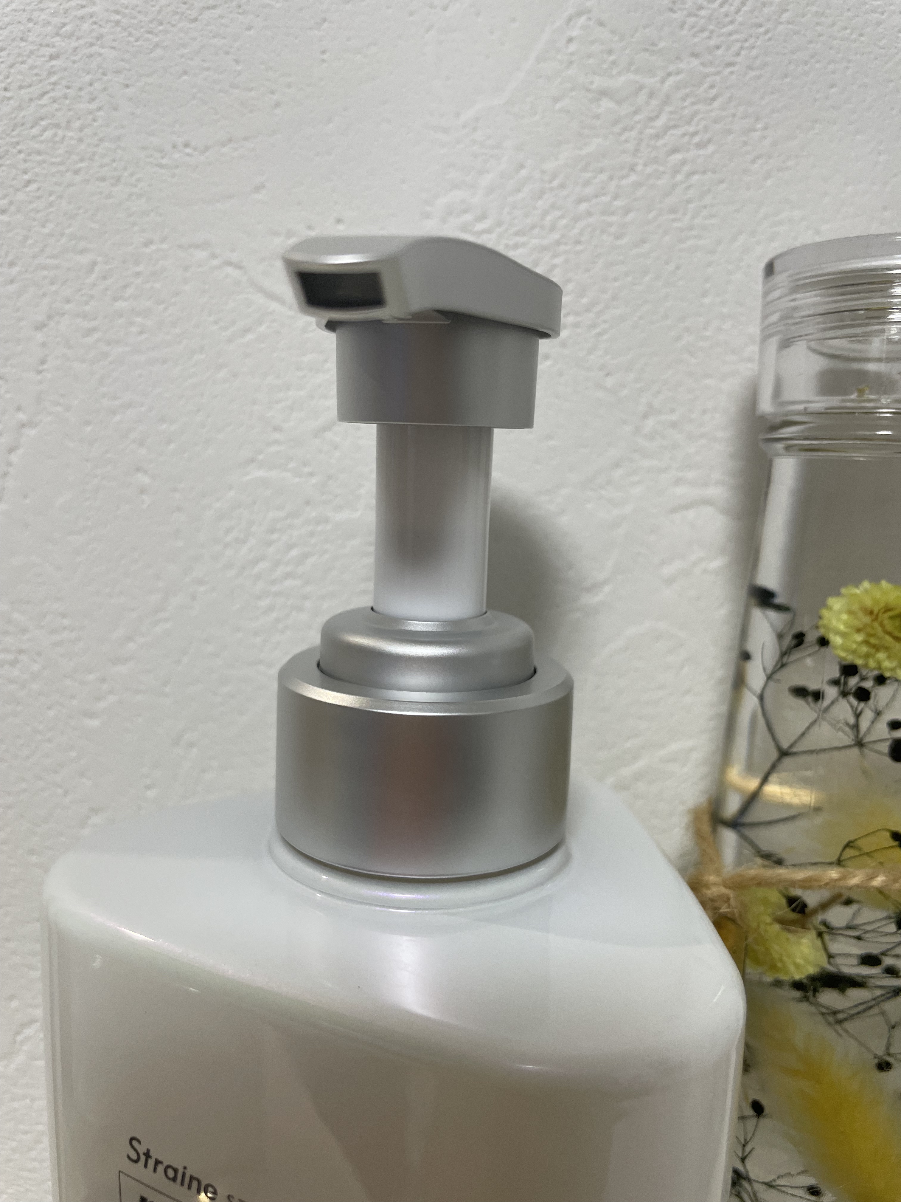 ストレートシャンプー/ストレートトリートメント ホワイトブロッサムの香り/Straine/市販シャンプーを使ったクチコミ（3枚目）