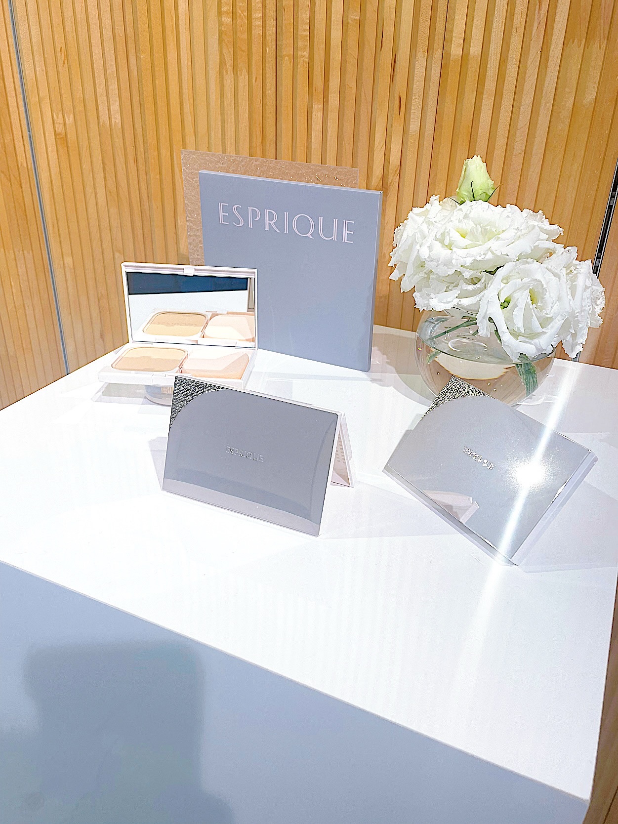 パウダーファンデはちょっと…
そんな思いが変わった🤗🤗🤗
⁡
⁡
エスプリーク様より新商品の体験会
「ESPRIQUE Effortless Glow Time」に
招待していただきました✨

⁡
日本で初めてパウダーファンデーション