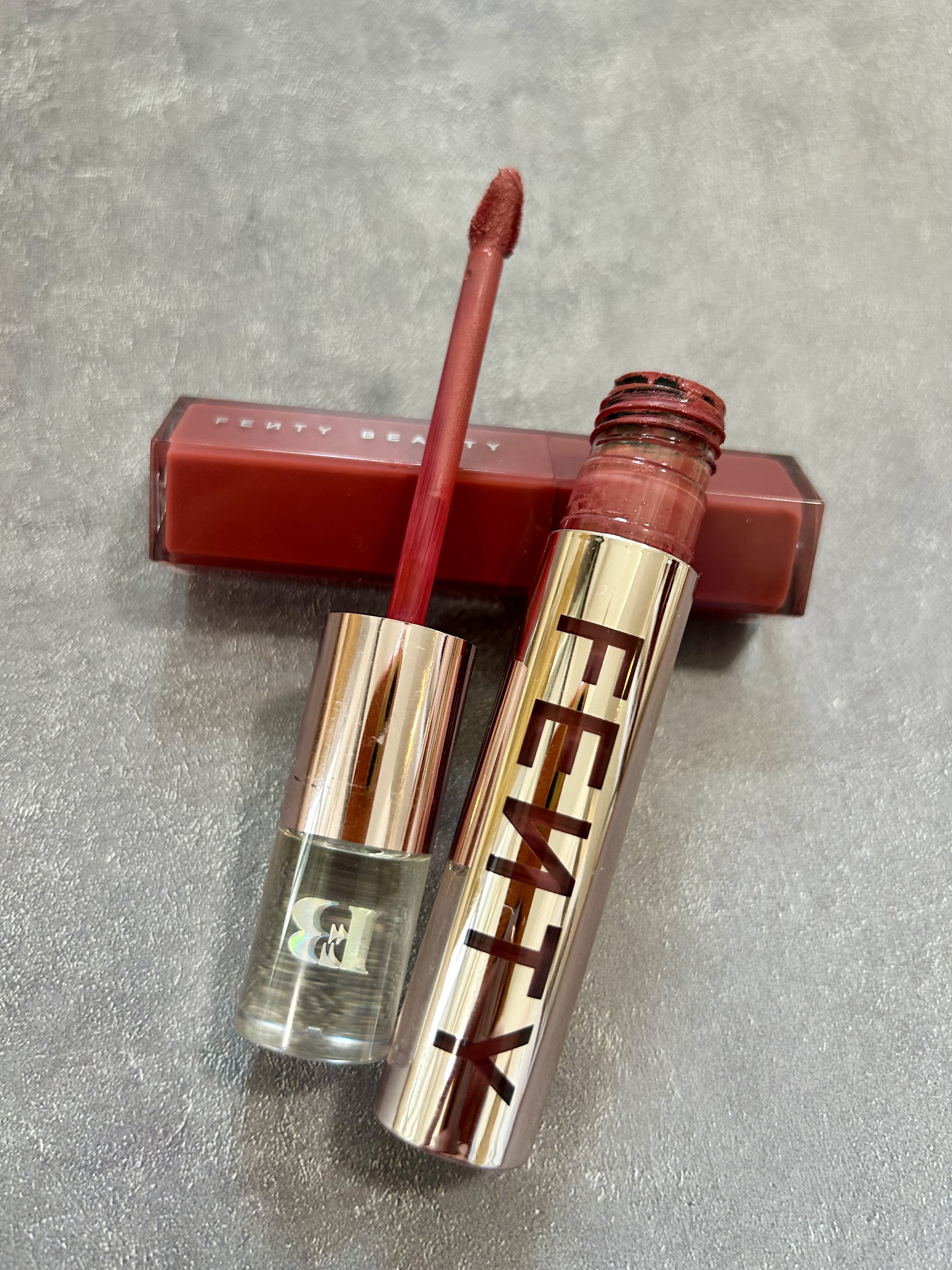 FENTY BEAUTY GLOSS BOMB / FENTY BEAUTY BY RIHANNAの口コミ