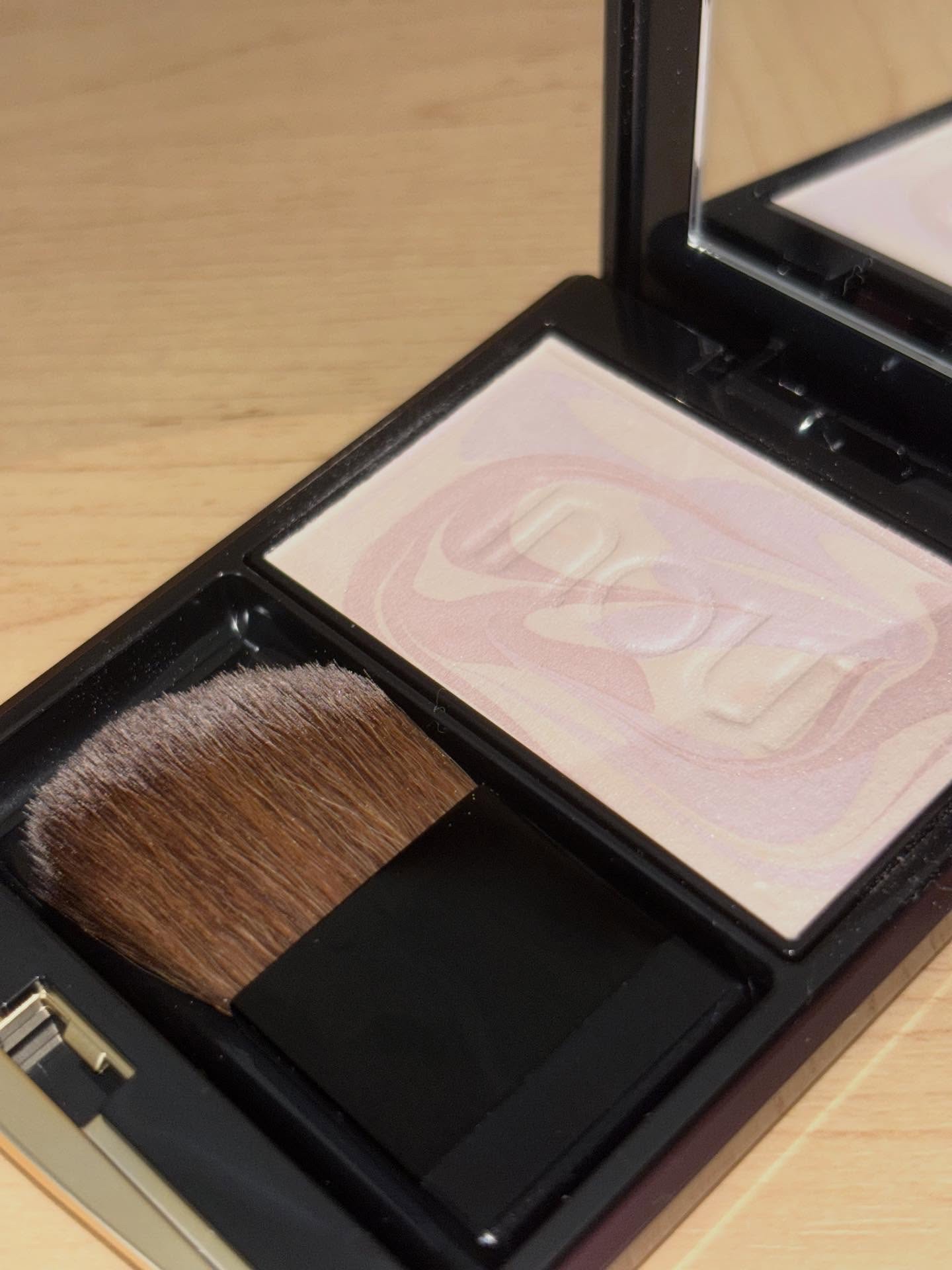 インウイ プレストパウダー 本体/INOUI/プレストパウダーを使ったクチコミ（1枚目）