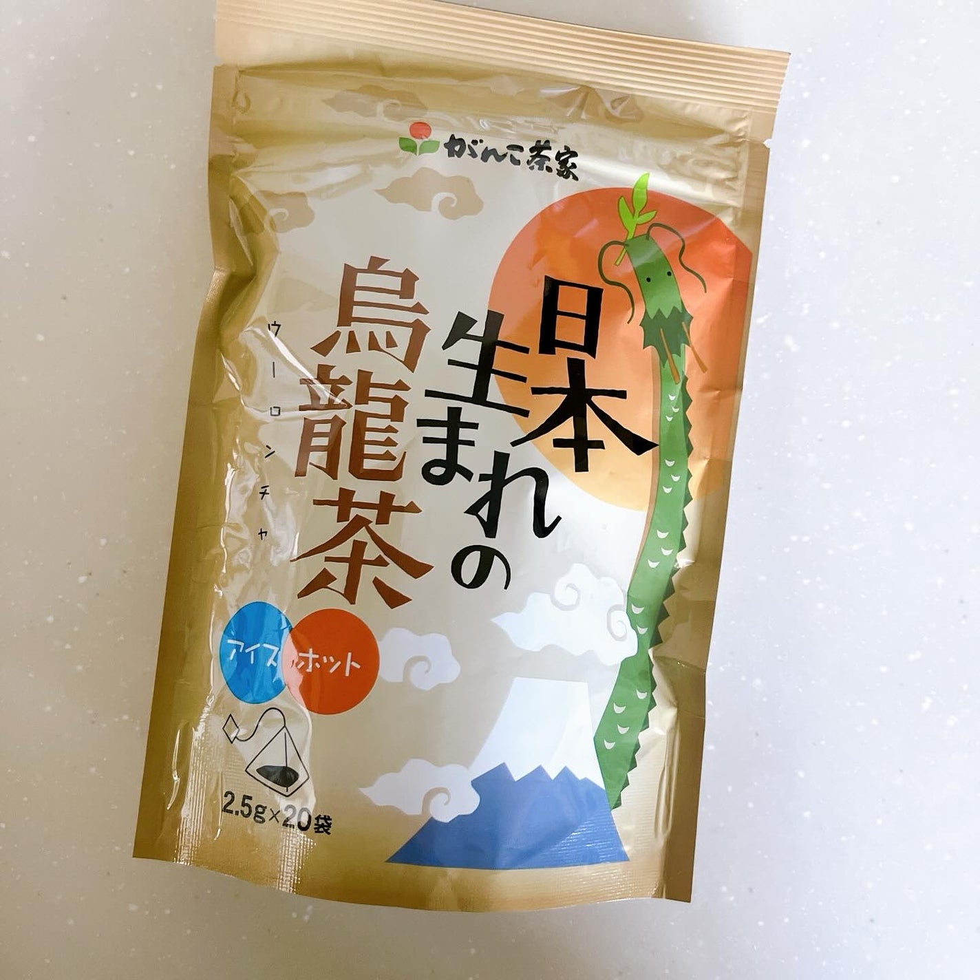 ひとりコスメ部 フォロバ100 on LIPS 「カルディ購入品日本産の烏龍茶ってあるんだなと思って買いました❣..」(1枚目)