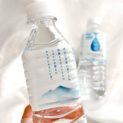 りぃさんのコスメ日記💄 on LIPS 「日本の水しずか♡美容皮膚科医も推奨する、美容に特化した水🩵1日..」(4枚目)